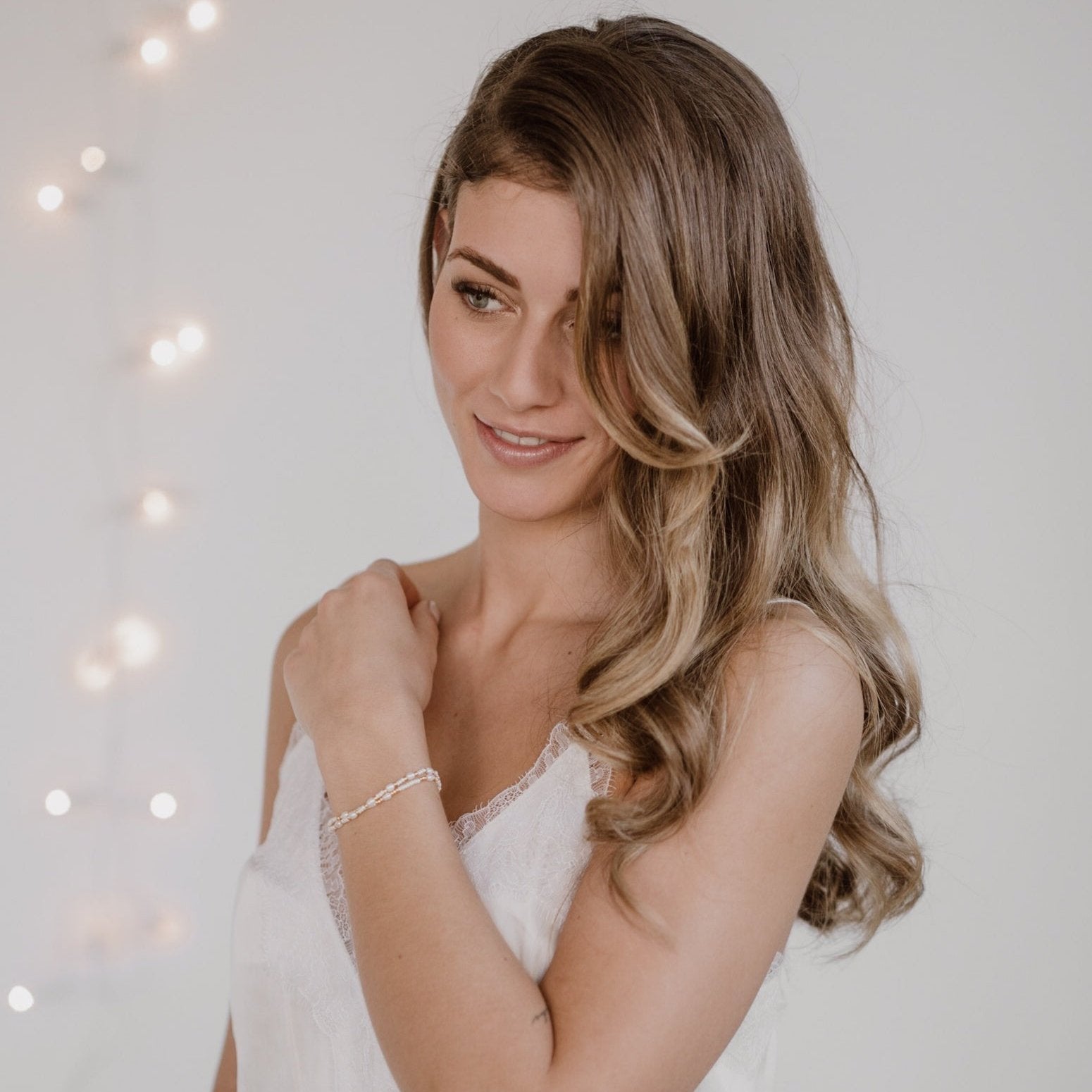 Linnea | Brautarmband mit kleinen echten Perlen - 2er Set