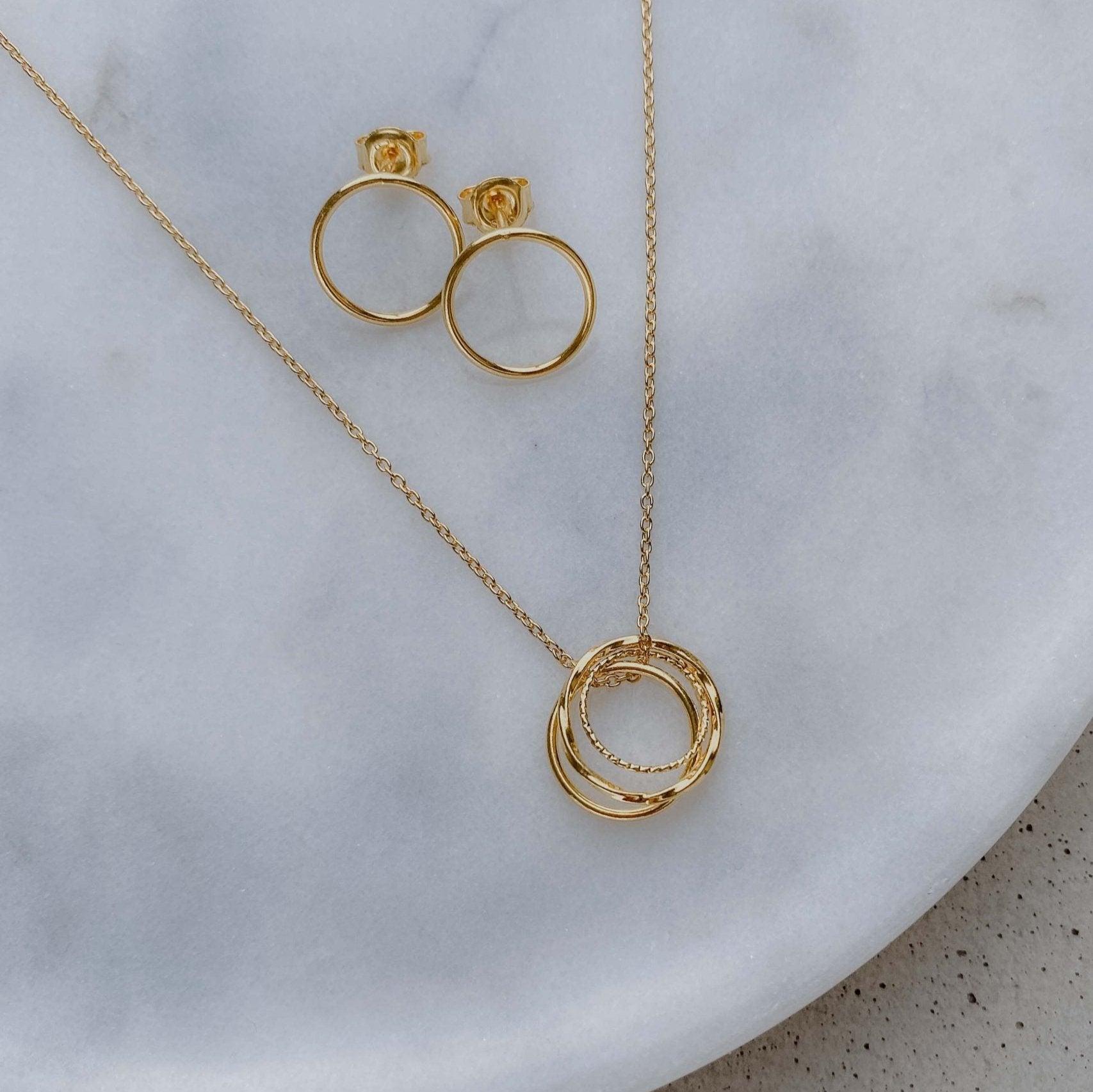 Brautkette mit Kreisanhängern Toni Trio in der Farbe Gold