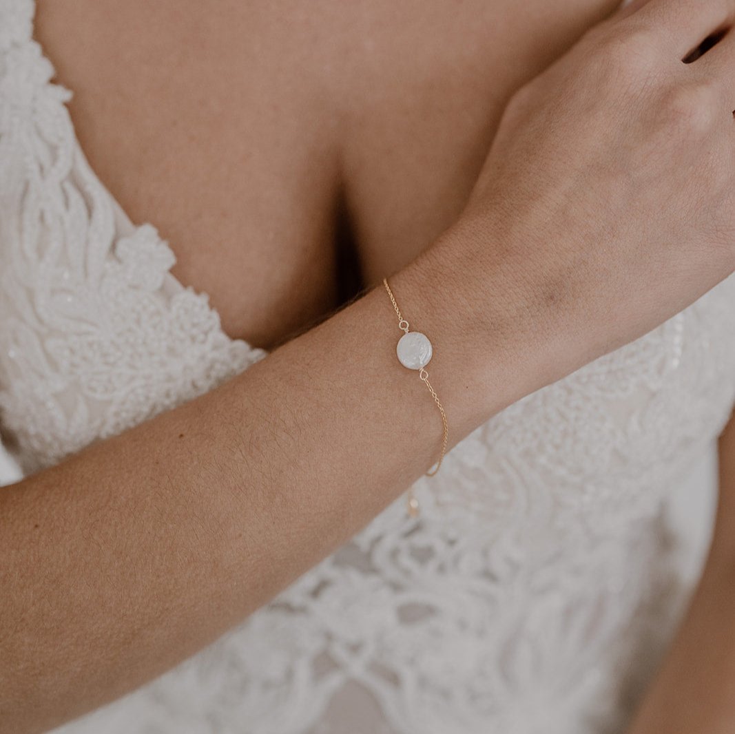 Clara Hochzeitsschmuck Set mit Perlen in der Farbe Gold, 22316