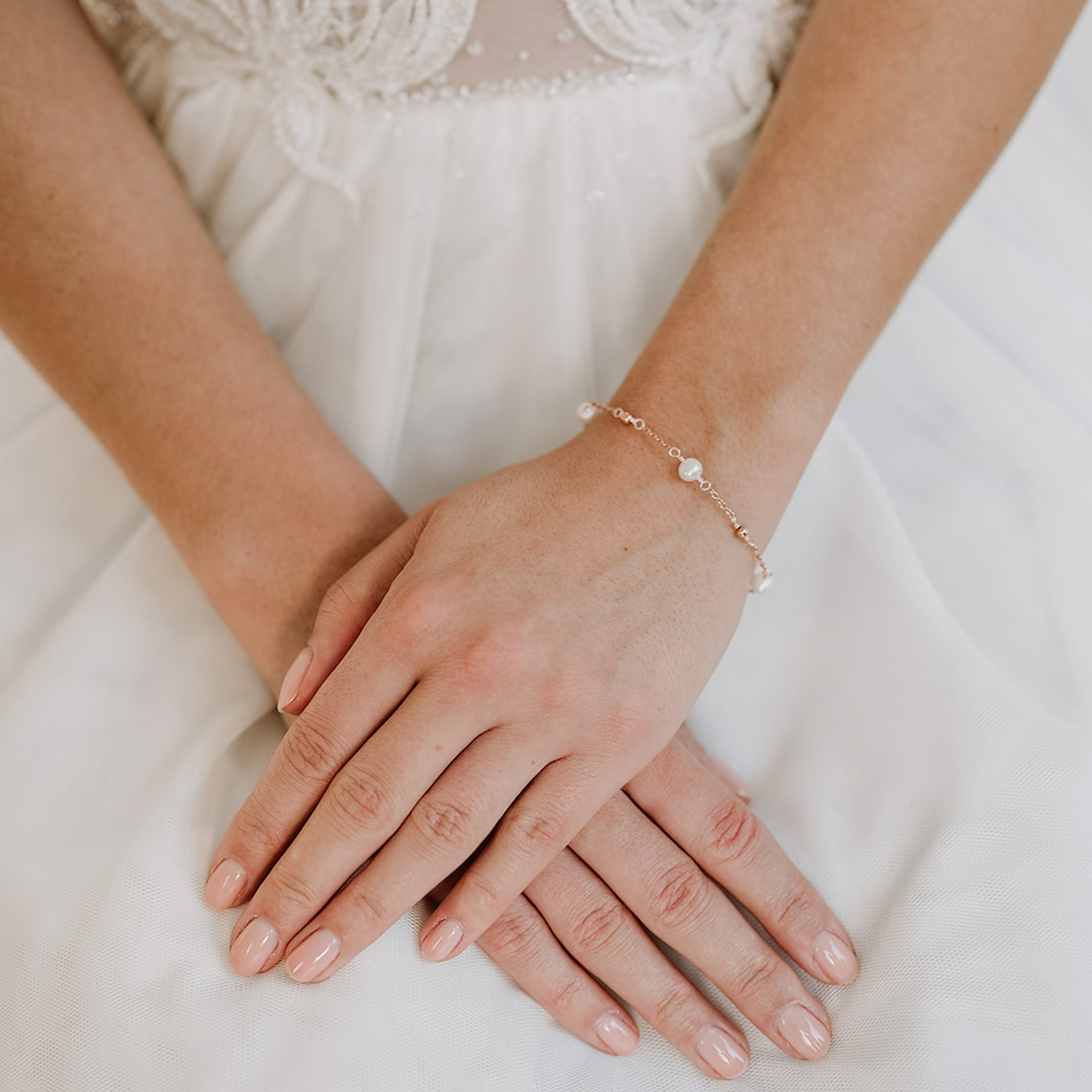 Valli | Brautarmband mit echten Perlen - Süßwasserperlen