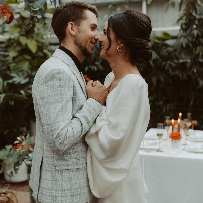 Brautohrring Heidi mit Süßwasserperlen in der Farbe Gold, 21177