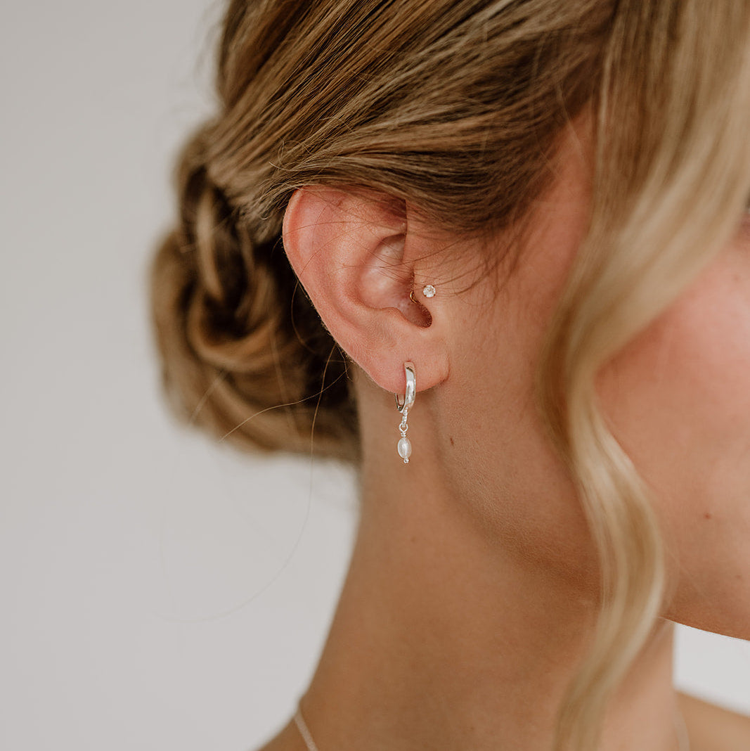 Amelie | Braut Creolen mit echter Perle