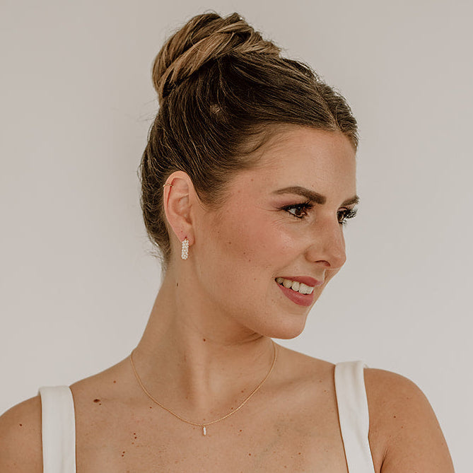 Belina | Braut Creolen mit kleinen Perlen