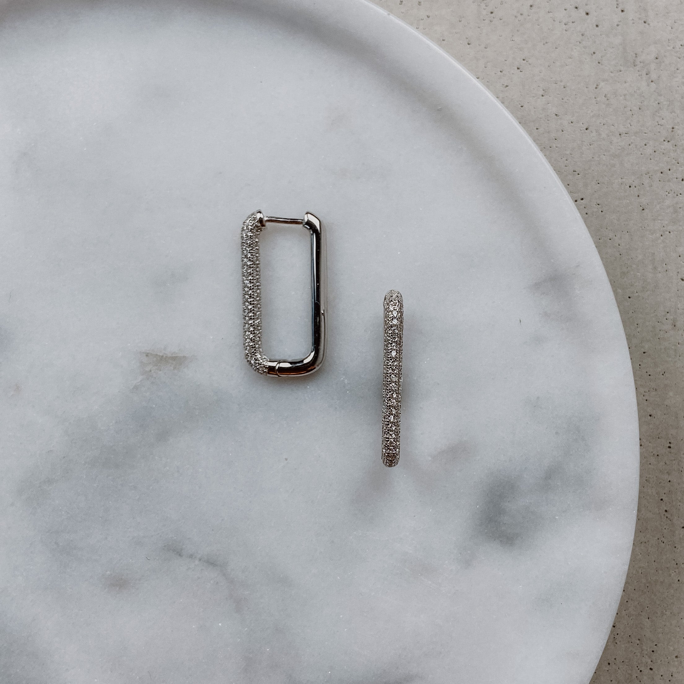 Frederike | Brautohrringe - Creolen mit Zirkonia Kristallen