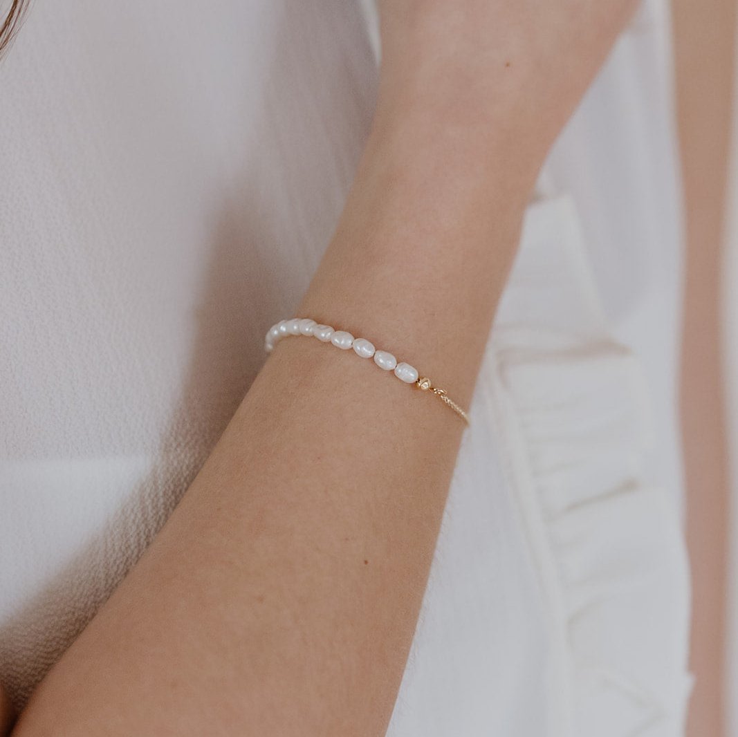 Linn Hochzeit Armband mit Süßwasserperlen in der Farbe Gold