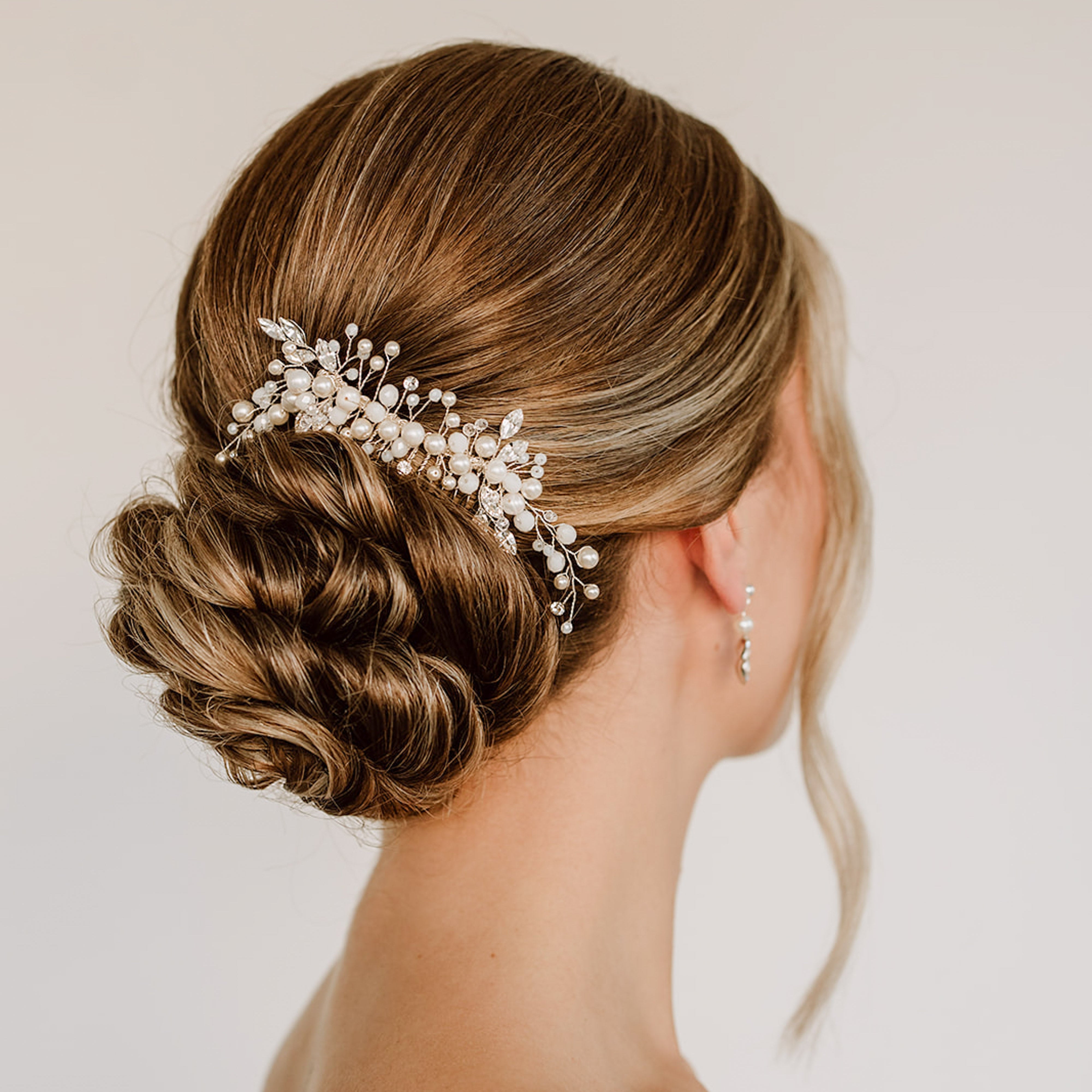 Kris | Haarschmuck Hochzeit - Haarkamm mit Perlen und Kristallen
