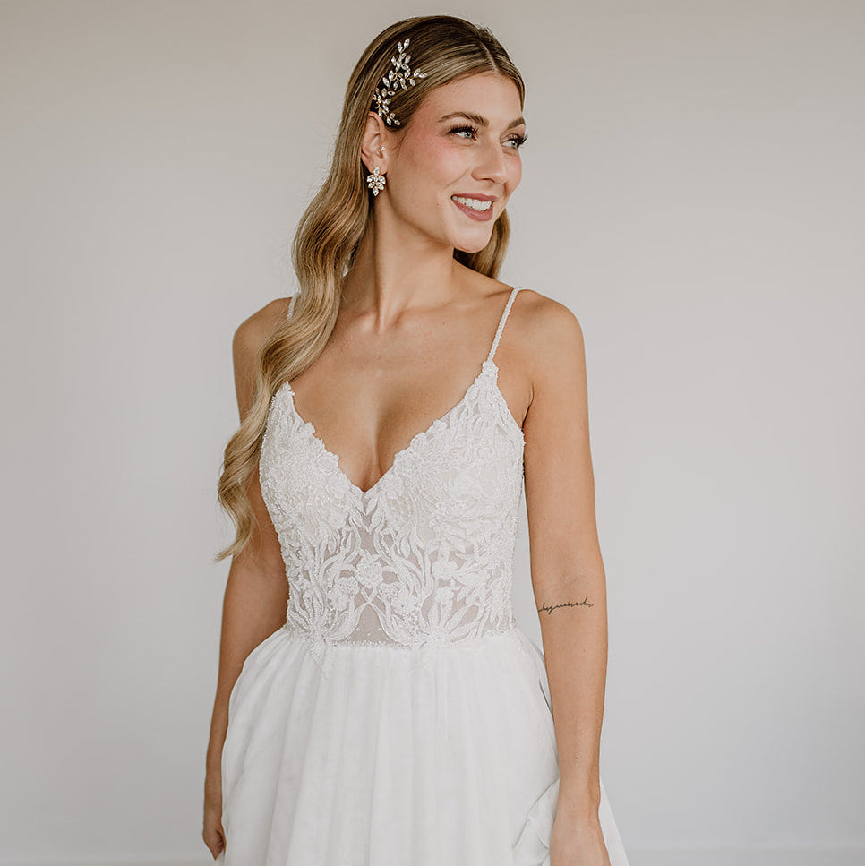 Lisbeth | Ohrringe Hochzeit mit Kristallen