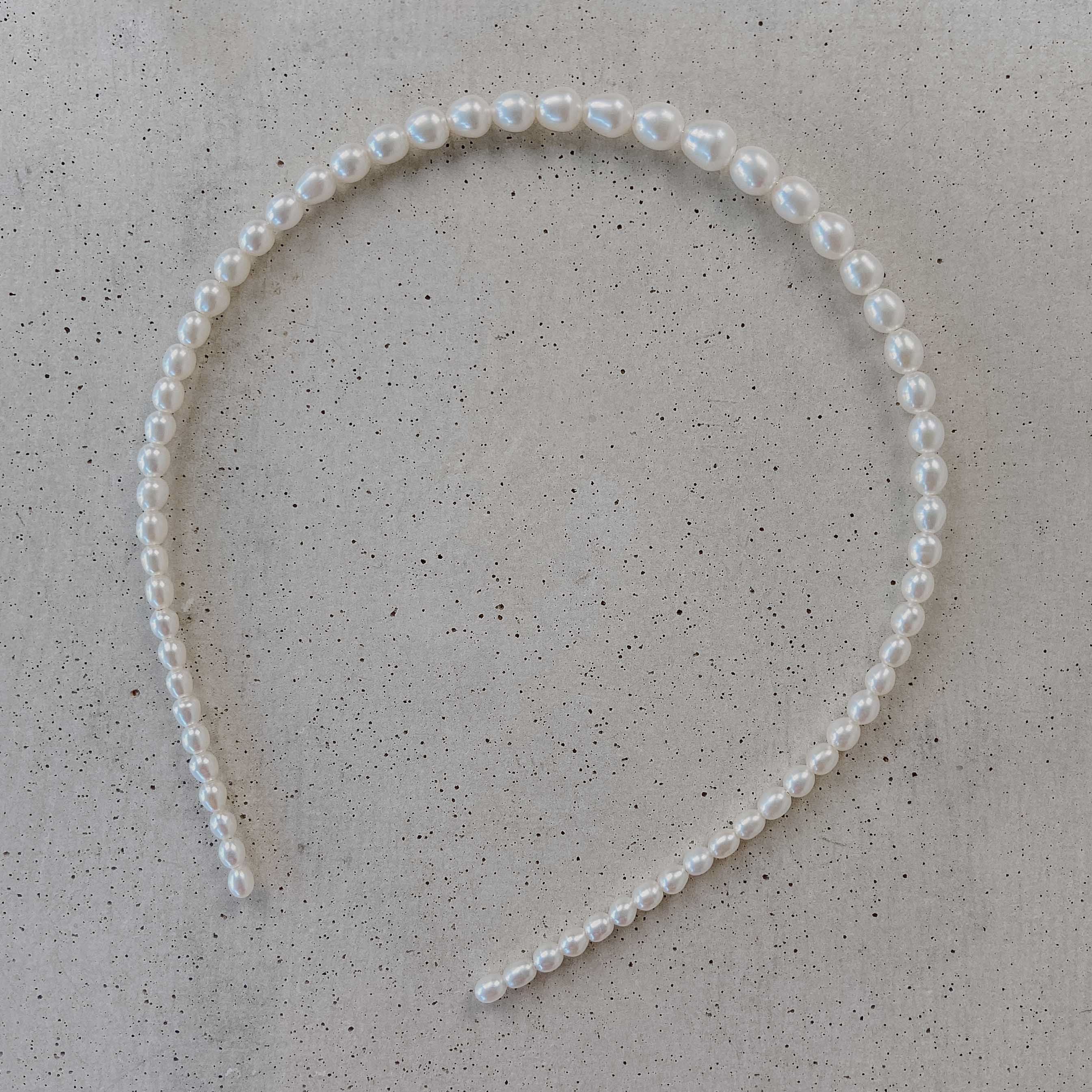 Amelie | Brauthaarschmuck - Haarreif mit echten Süßwasserperlen