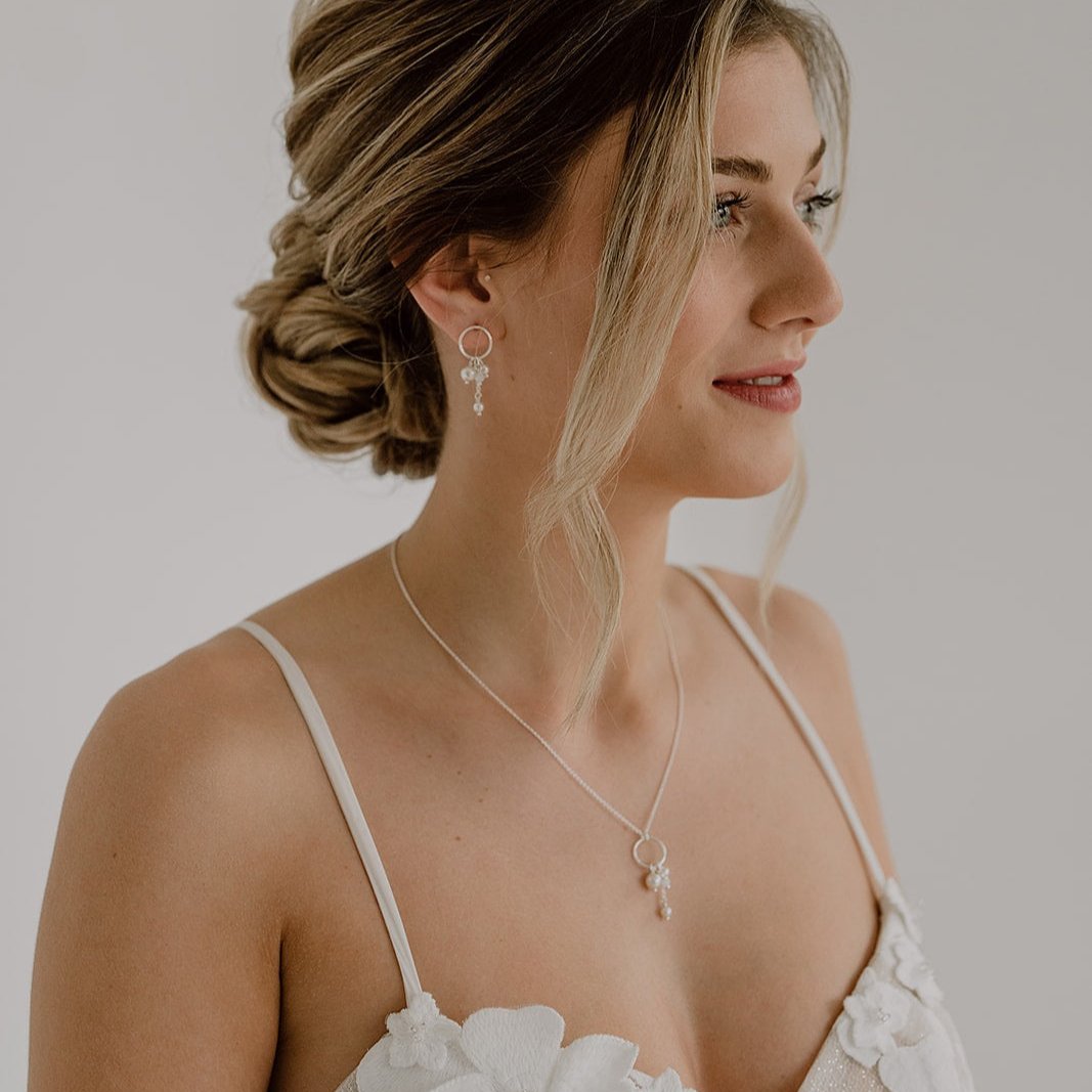 Brautohrringe mit Perlen Tonia in der Farbe Silber