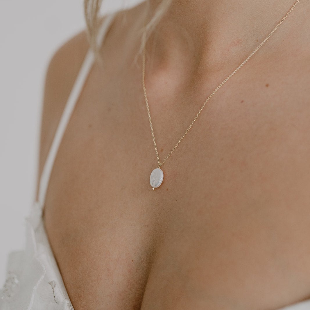 Halskette Hochzeit mit Süßwasserperle Clara in der Farbe Gold