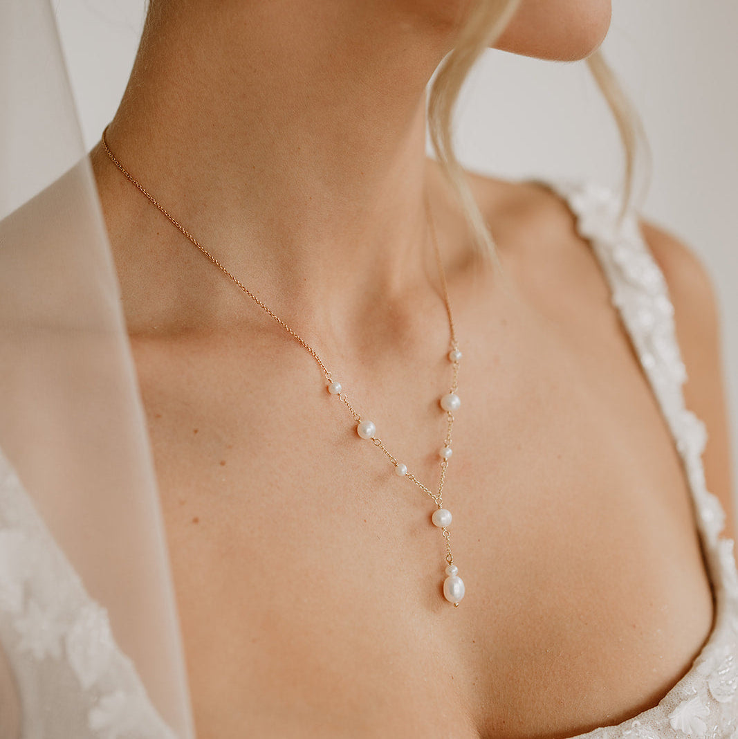 Joy | Braut Y-Halskette mit echten Perlen