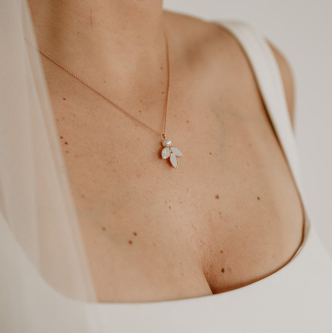 Kate | Braut Halskette mit Perle und Kristallen