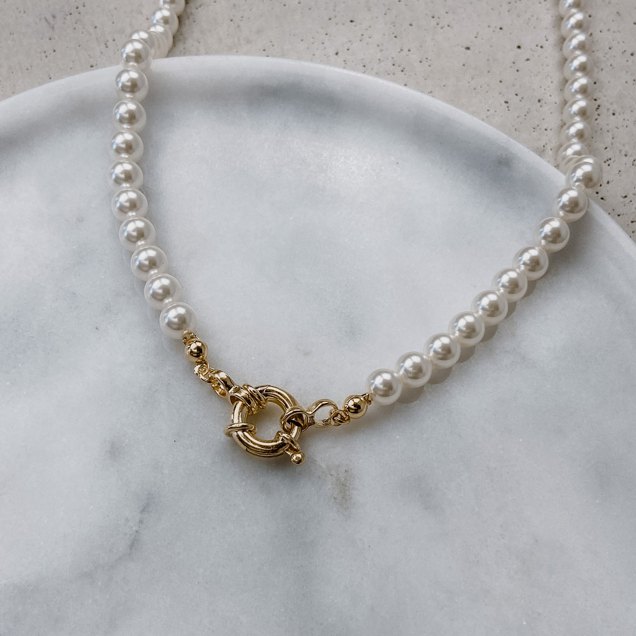 Laura | Brautperlenkette mit Schmuck Karabiner