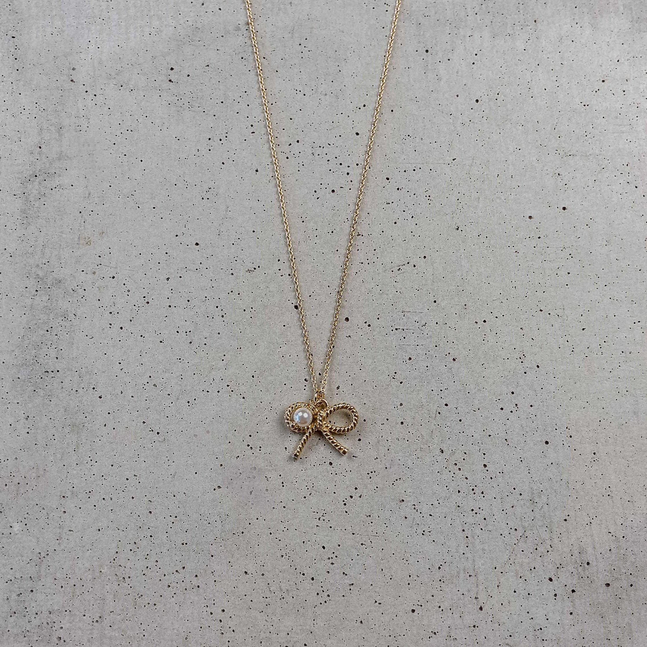 Pinella | Halskette Braut mit Schleife und Perle