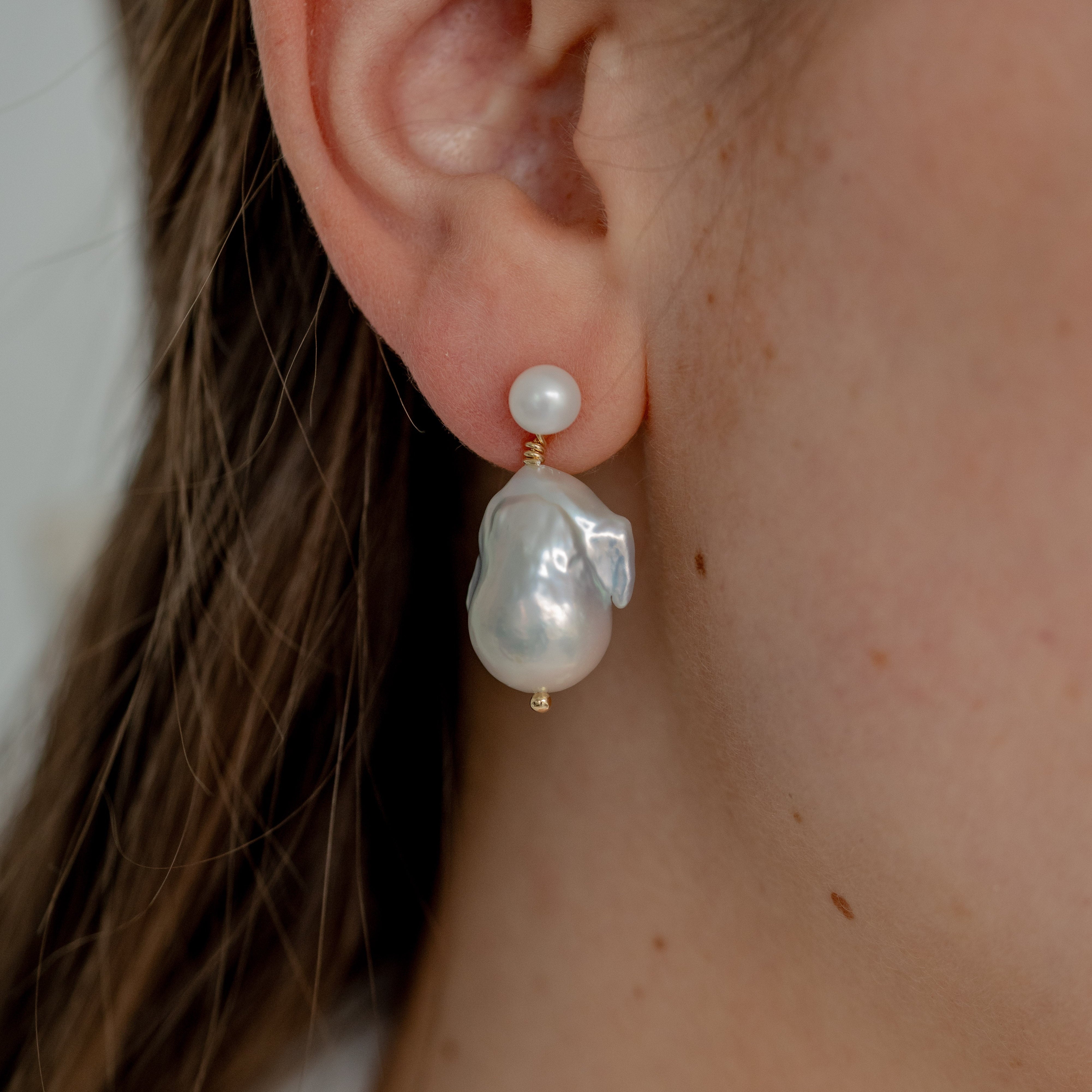 Aurelia | limitierte Ohrringe Hochzeit mit echter Barockperle