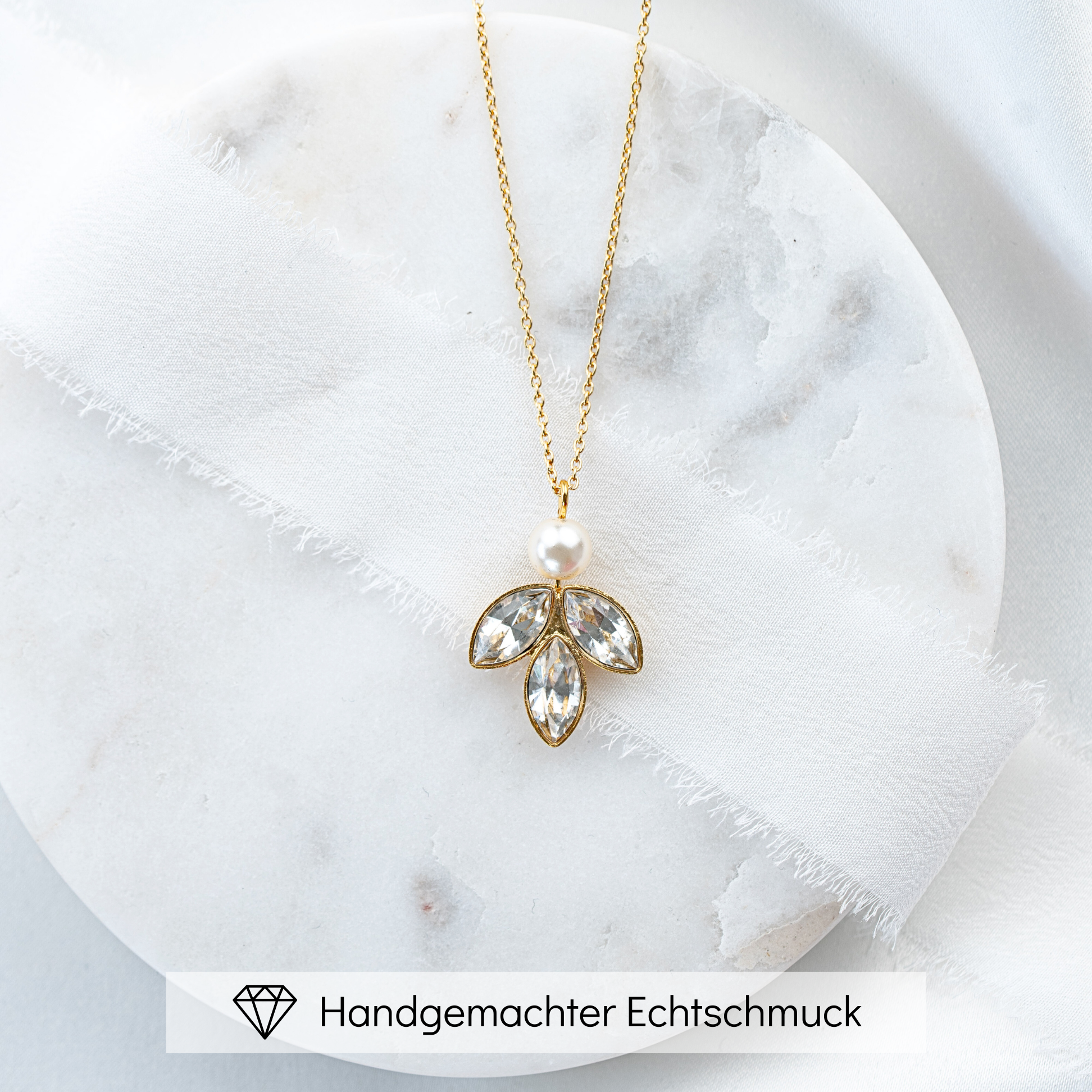 Kate | Braut Halskette mit Perle und Kristalle