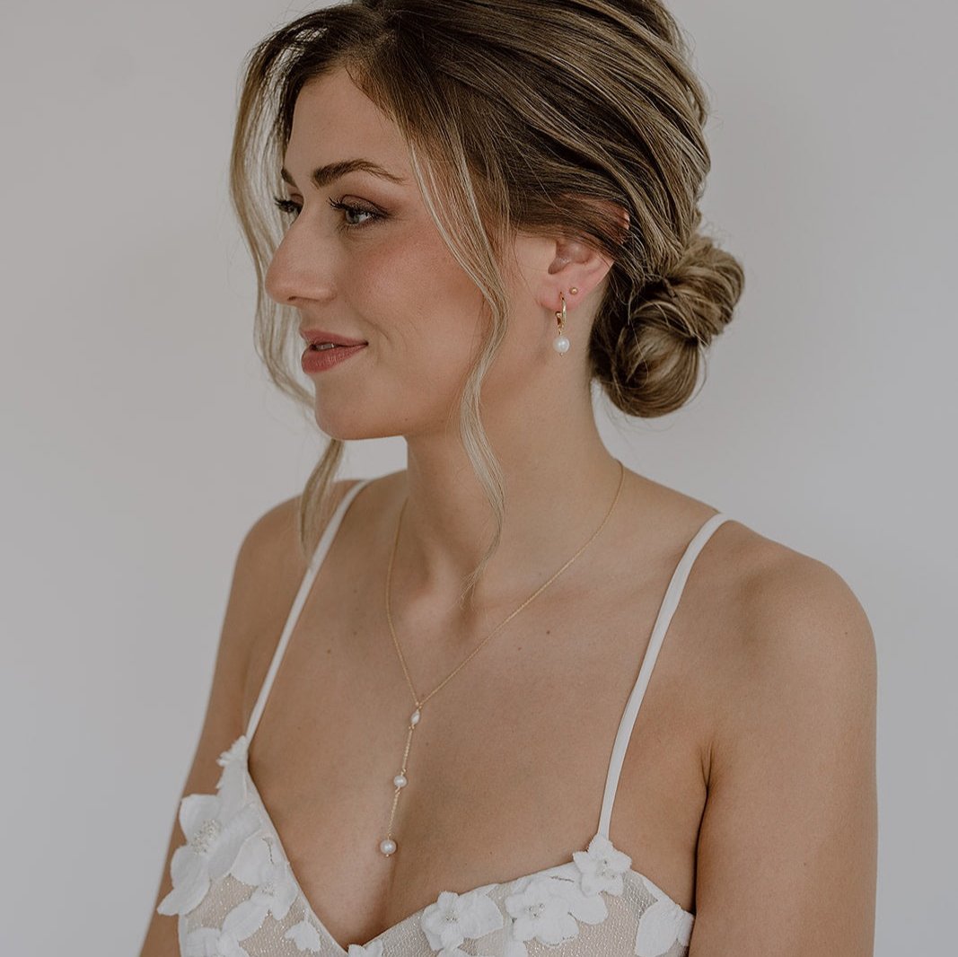 Y-Halskette Hochzeit mit Perlen Ava in der Farbe Gold
