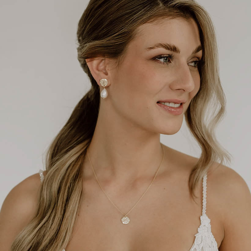 Johanna | Ohrringe Hochzeit mit Süßwasserperle - echte Perle