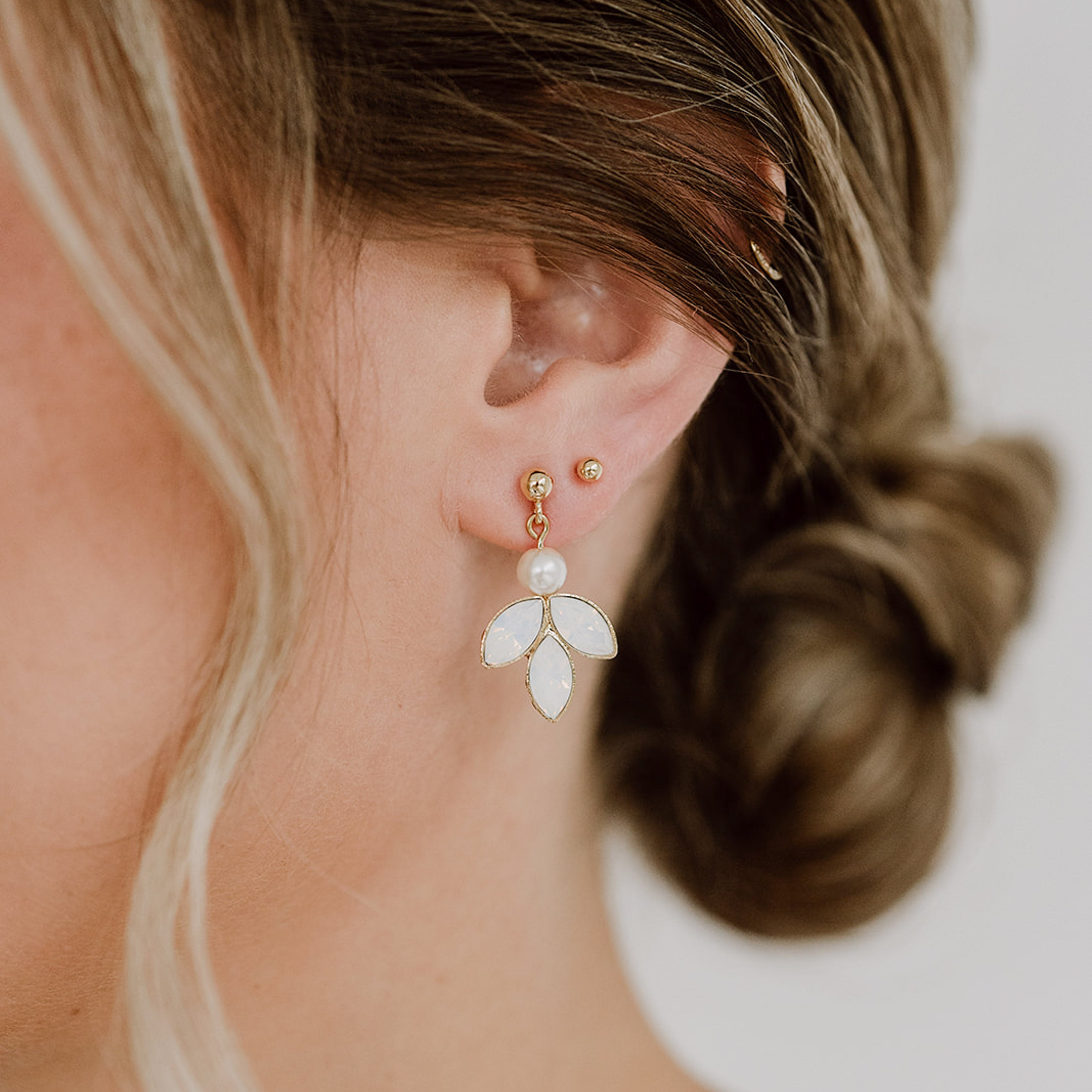 Kaya 3mm | schlichte Brautohrstecker - zweites Ohrloch