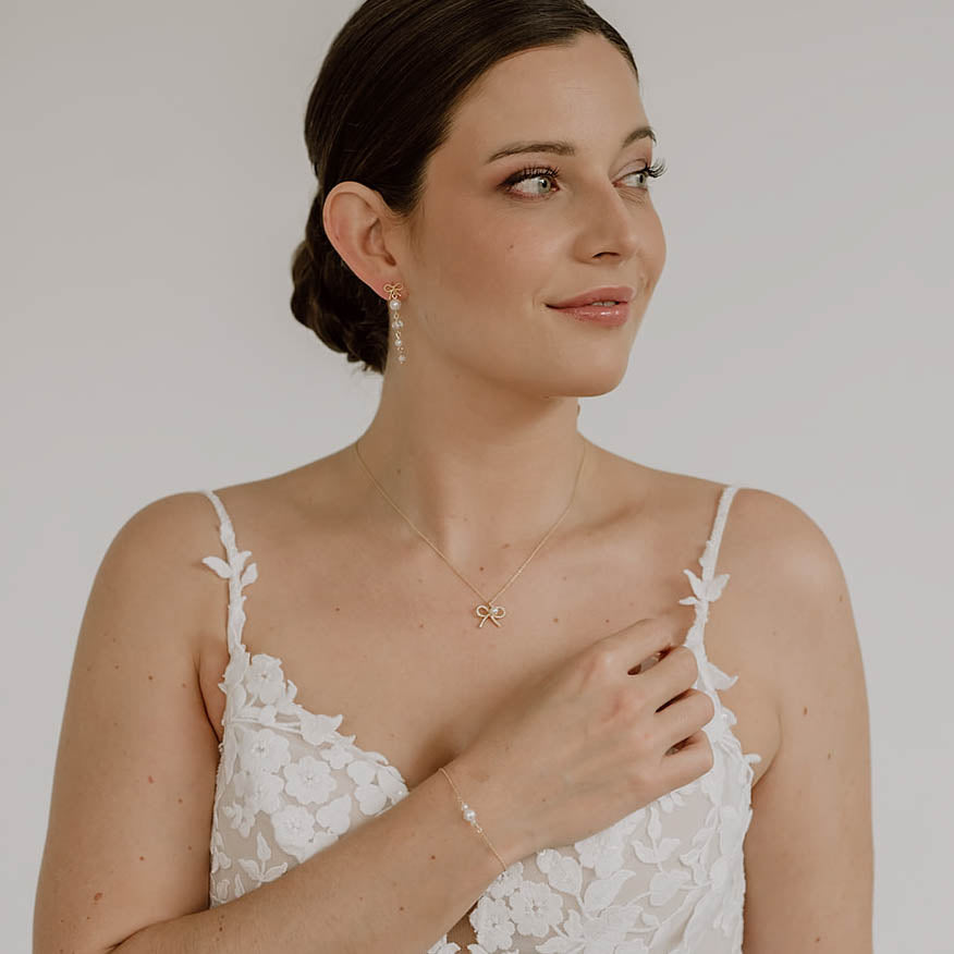 Pauli | Brautohrringe mit Schleife - Kristallperlen und Perle