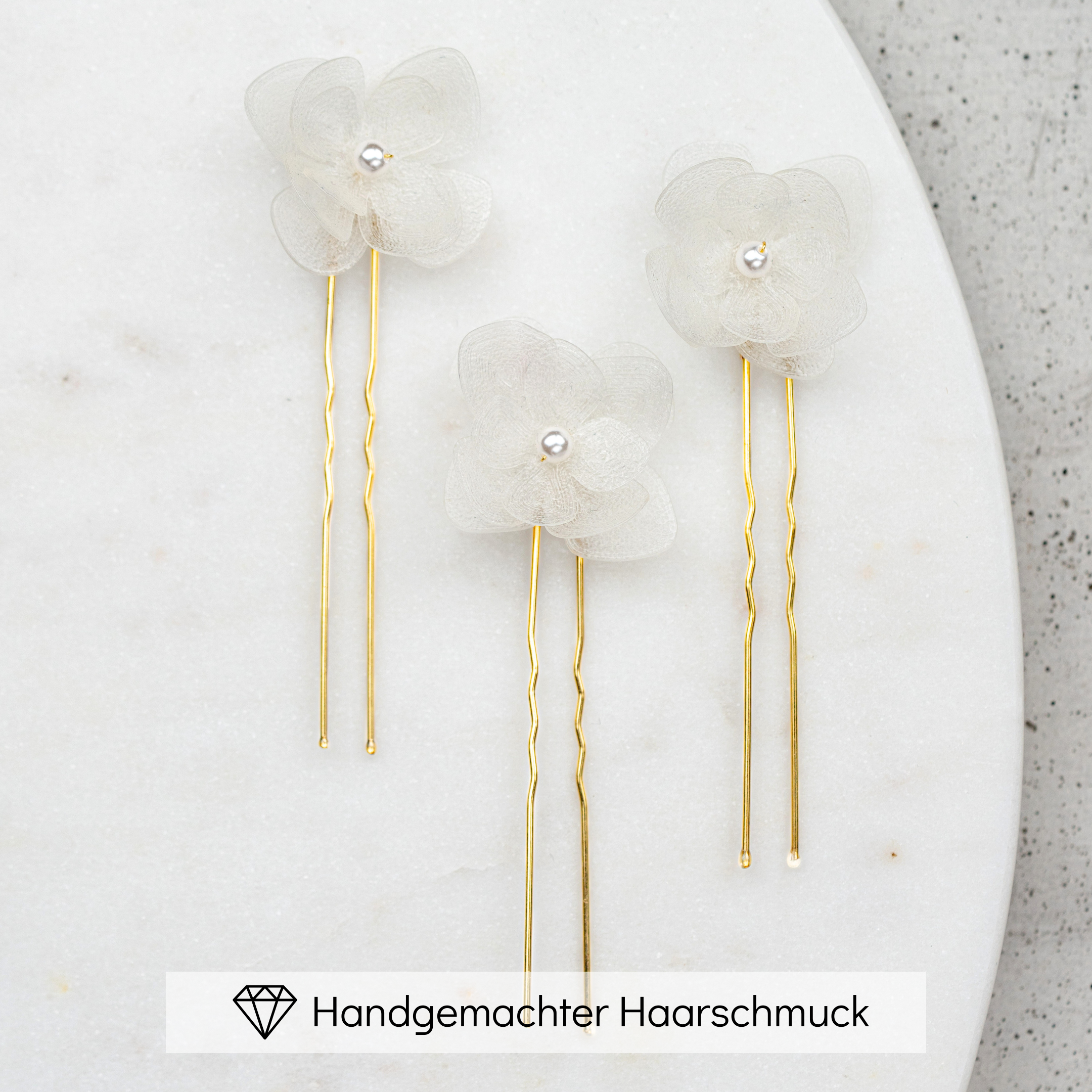 Carry | Haarschmuck mit weißen Blüten