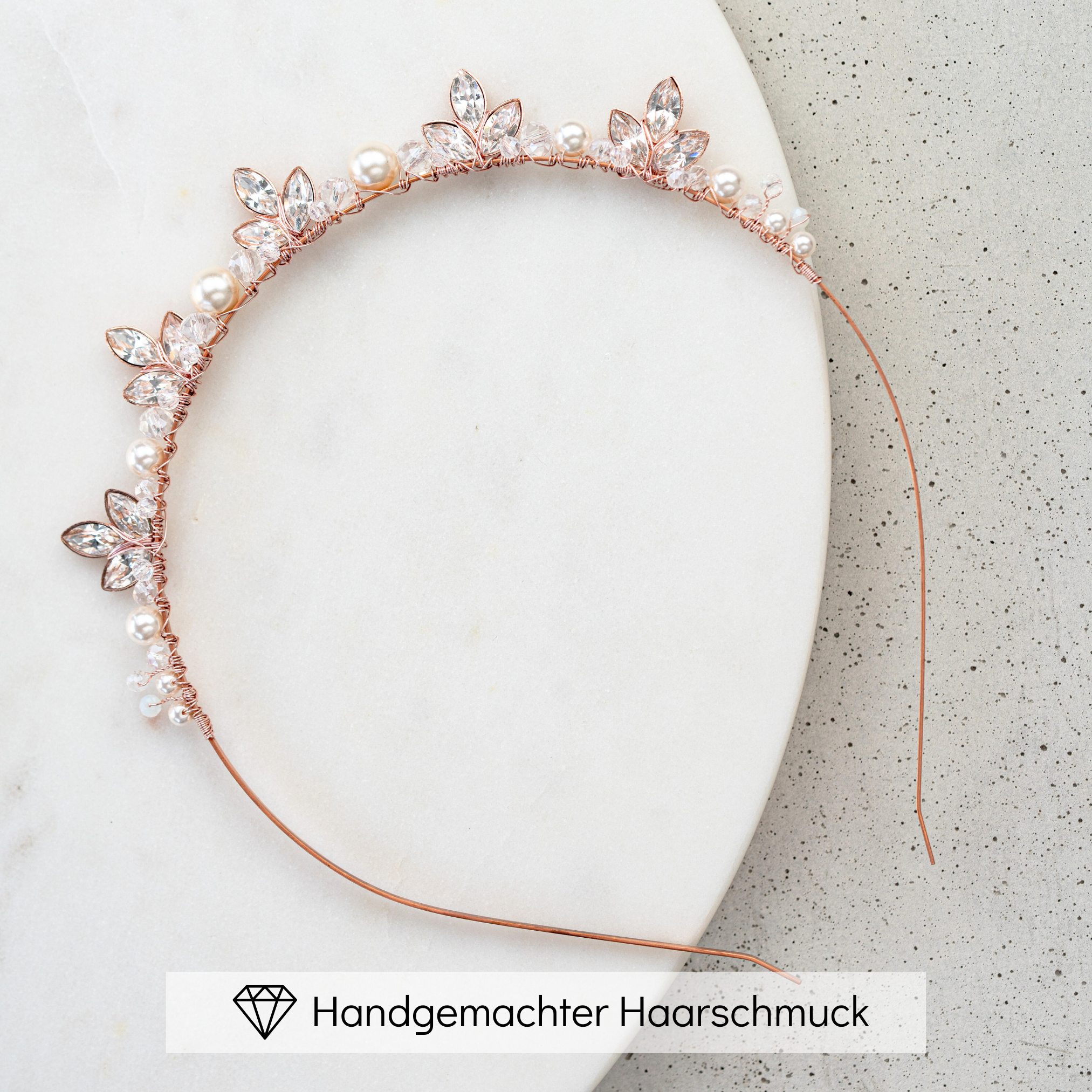 Kate | Diadem Hochzeit Haarreif mit Perlen und Kristallen Krone
