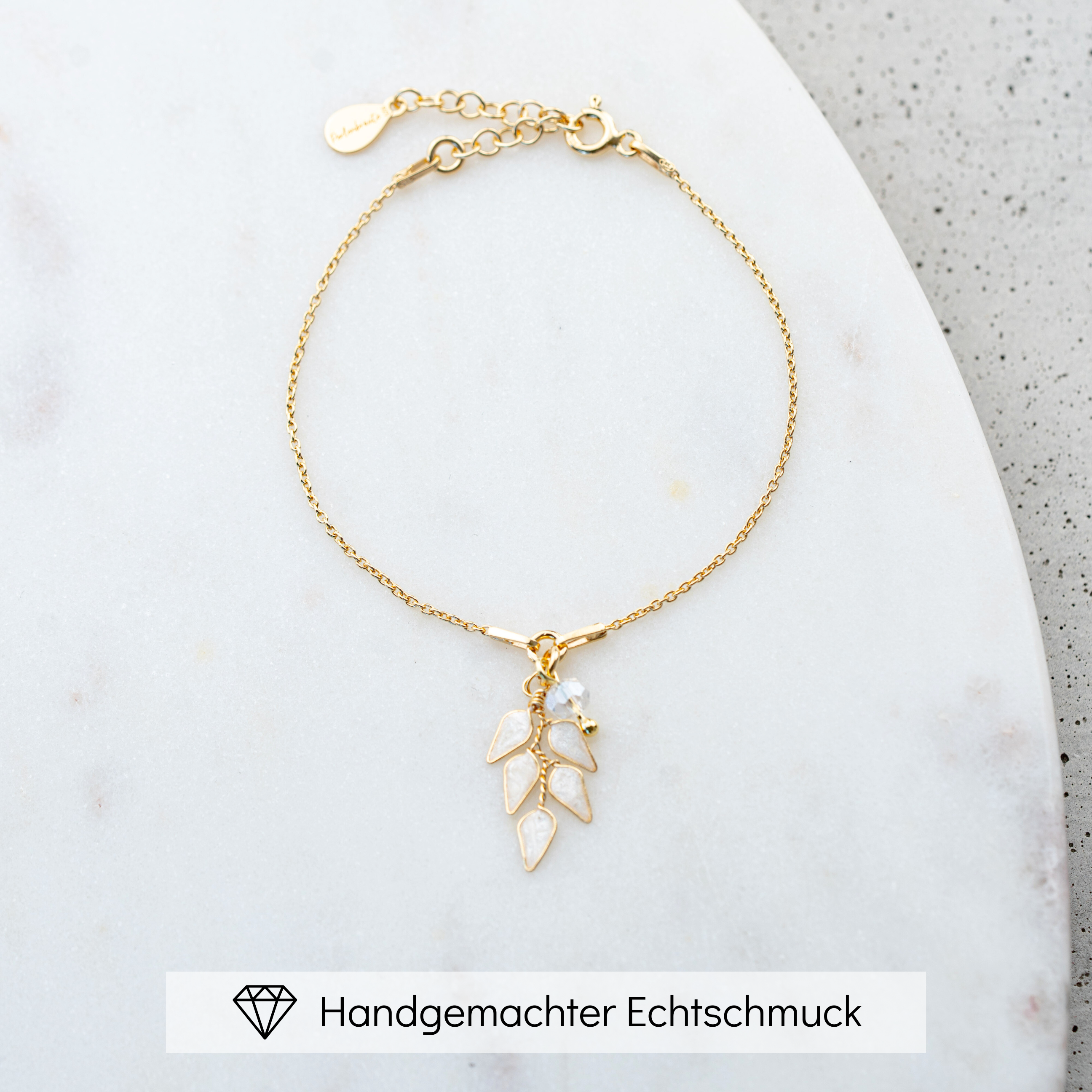 Lana | Brautarmband mit Blatt dezent