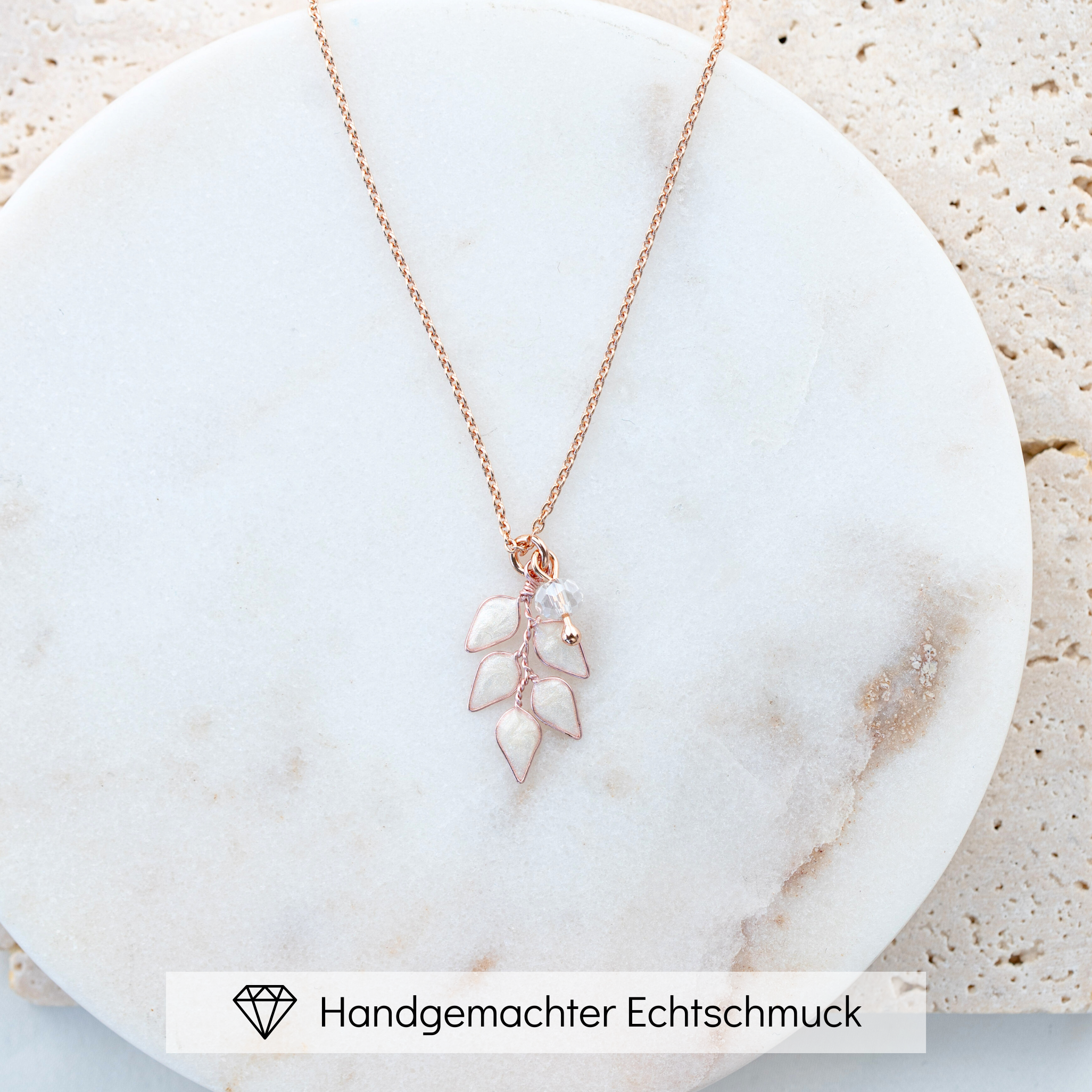 Lana | Halskette Braut mit Blatt ivory