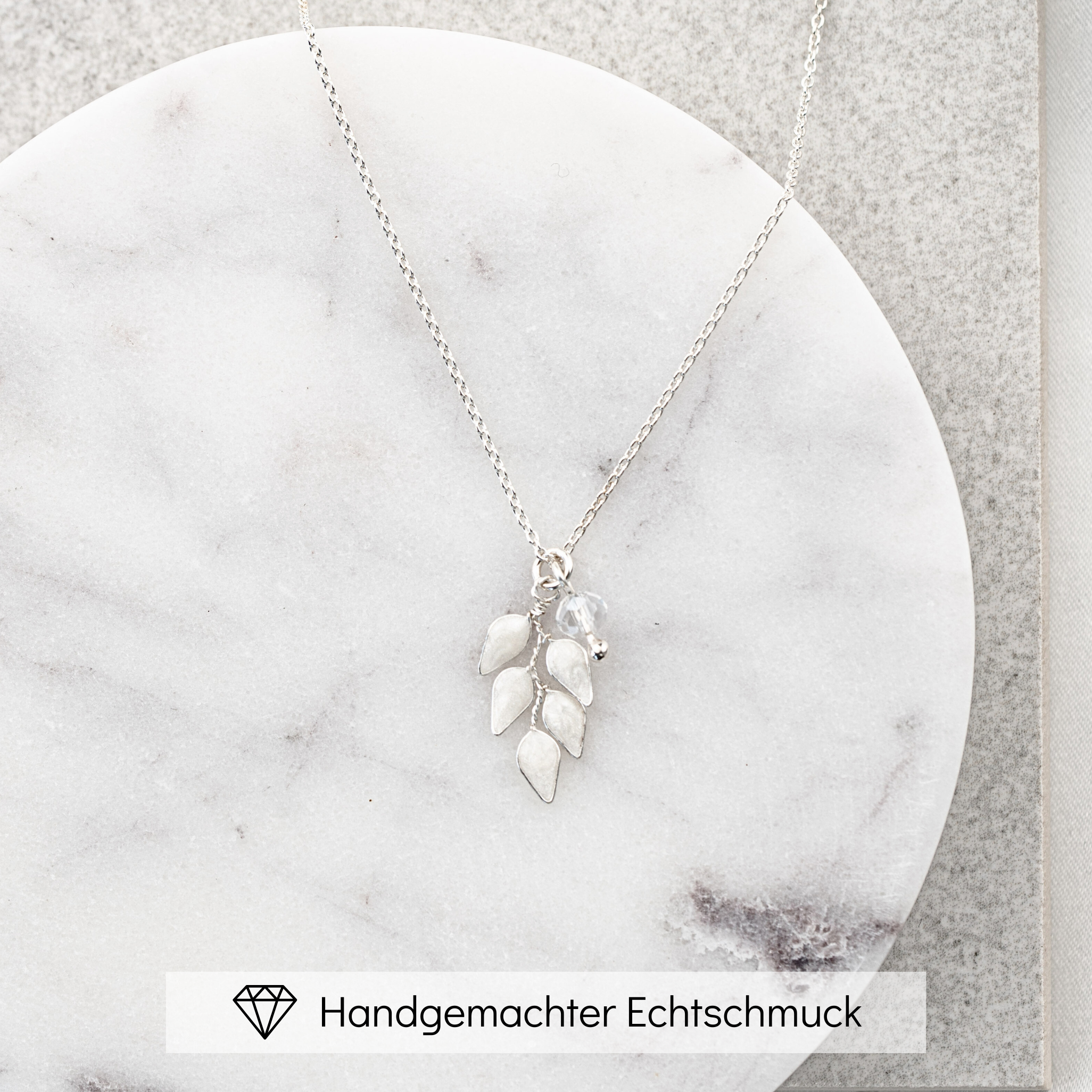 Lana | Halskette Braut mit Blatt ivory