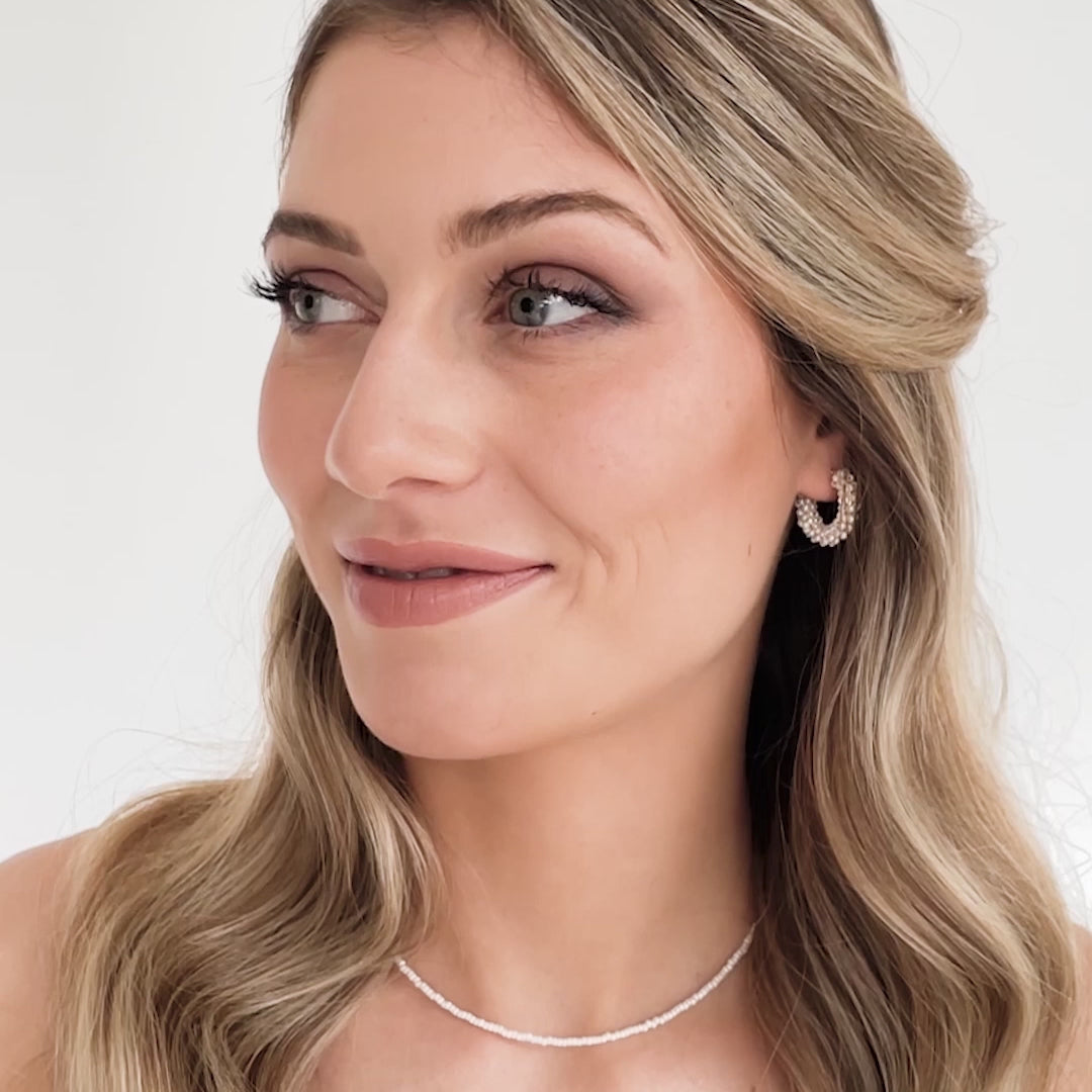Brautohrring Belina mit Perlen, Creole in der Farbe Gold, 23299