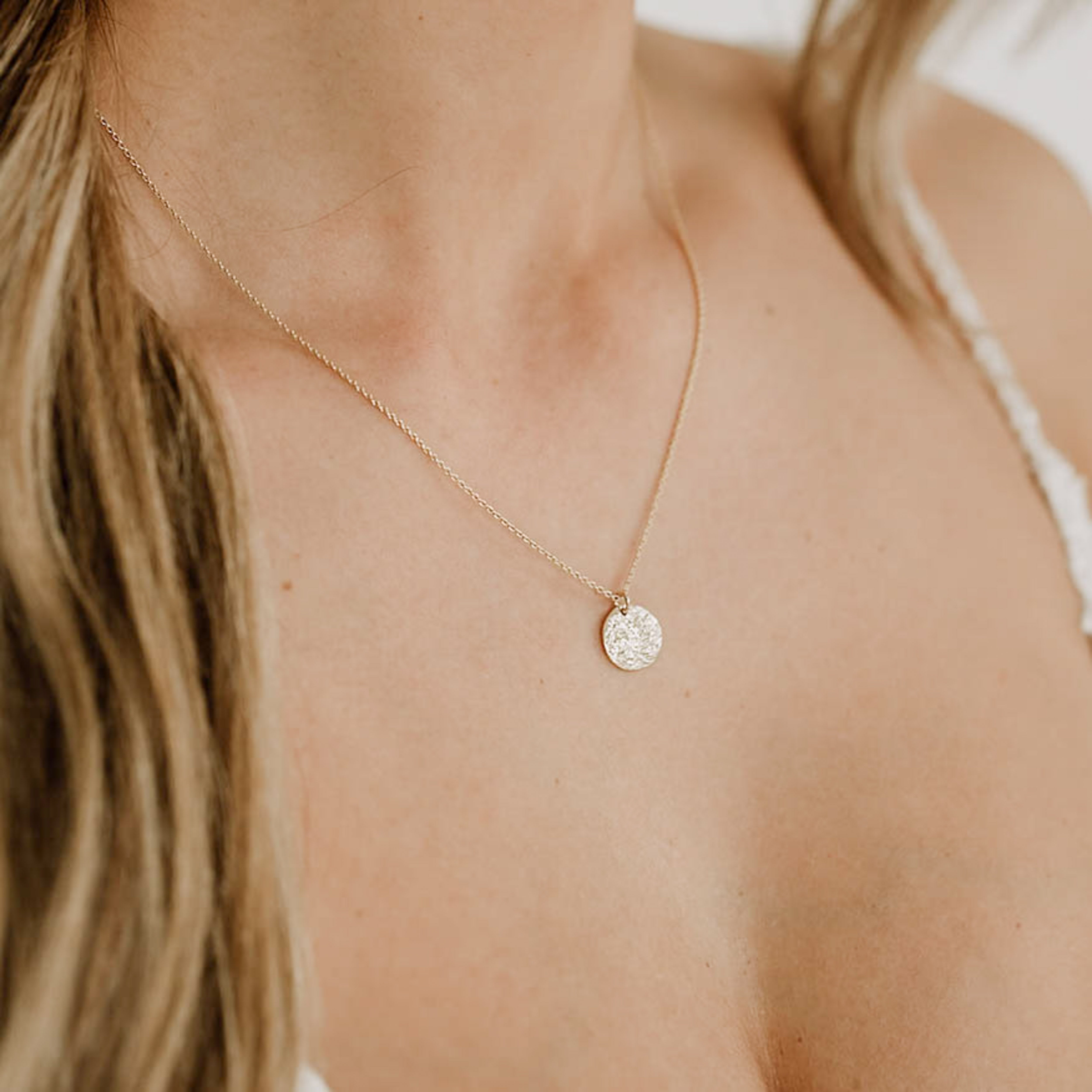 Johanna | Halskette Braut mit rundem Element