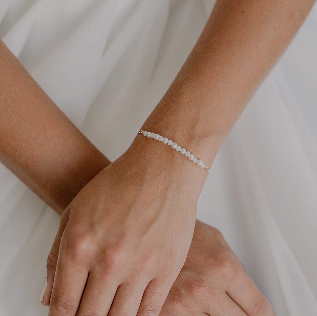 Mila | Armband Hochzeit mit Perlen dezent