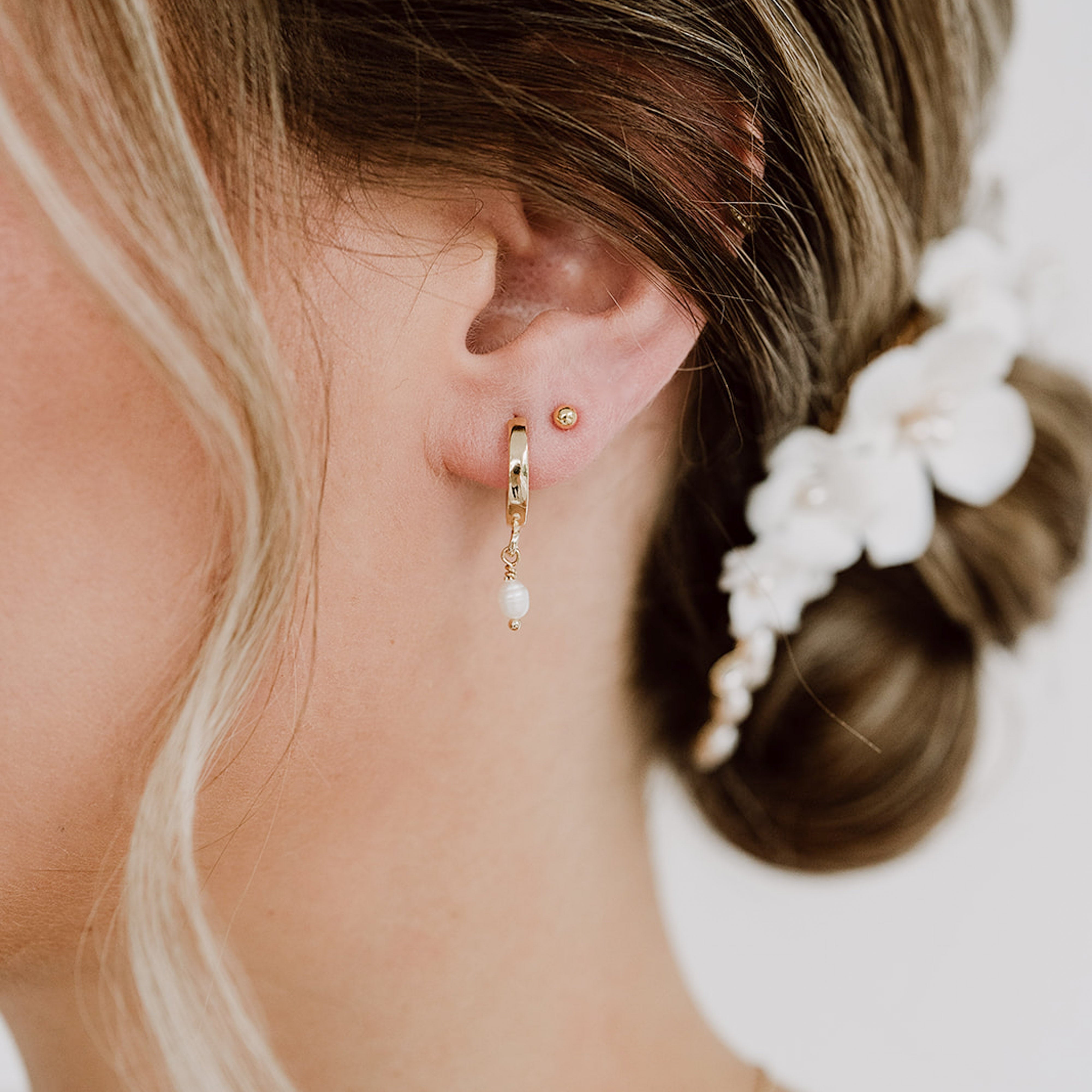 Kaya 3mm | schlichte Brautohrstecker - zweites Ohrloch