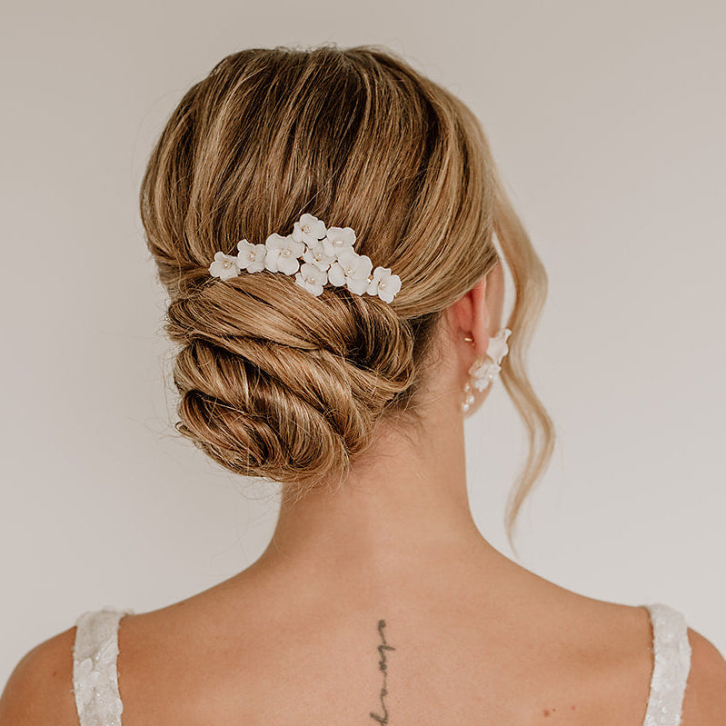 Coco Haarclip | weiße Blüten