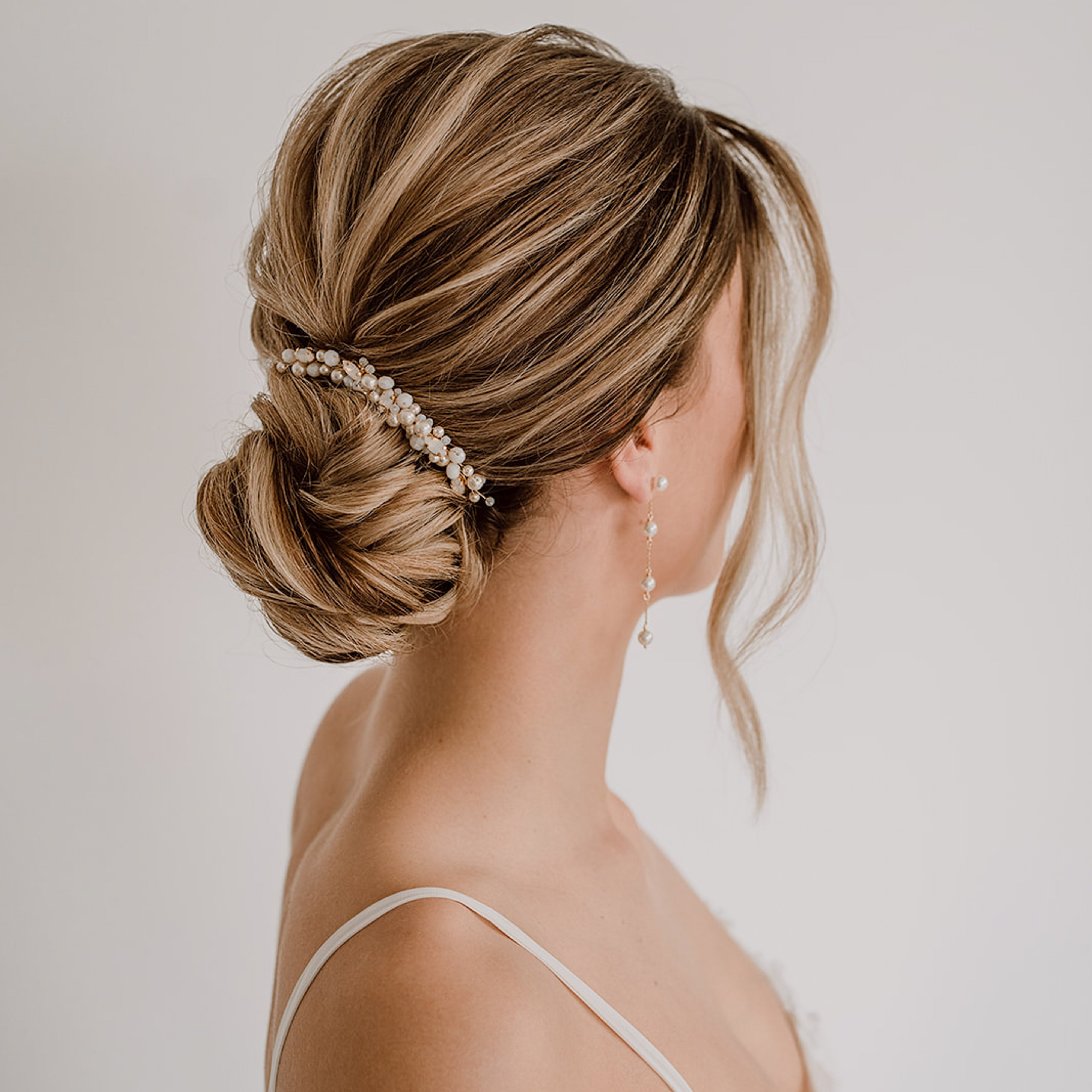 Kylie | Brauthaarschmuck - Haarkamm mit Perlen und Kristallen