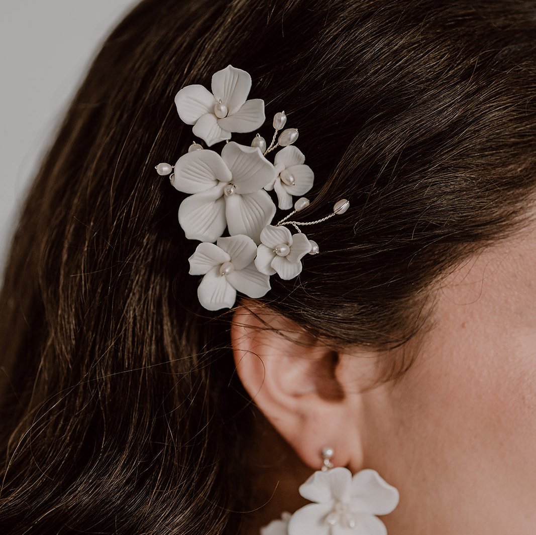 Coco | Haarschmuck Hochzeit, Haarnadeln mit Porzellanblüten