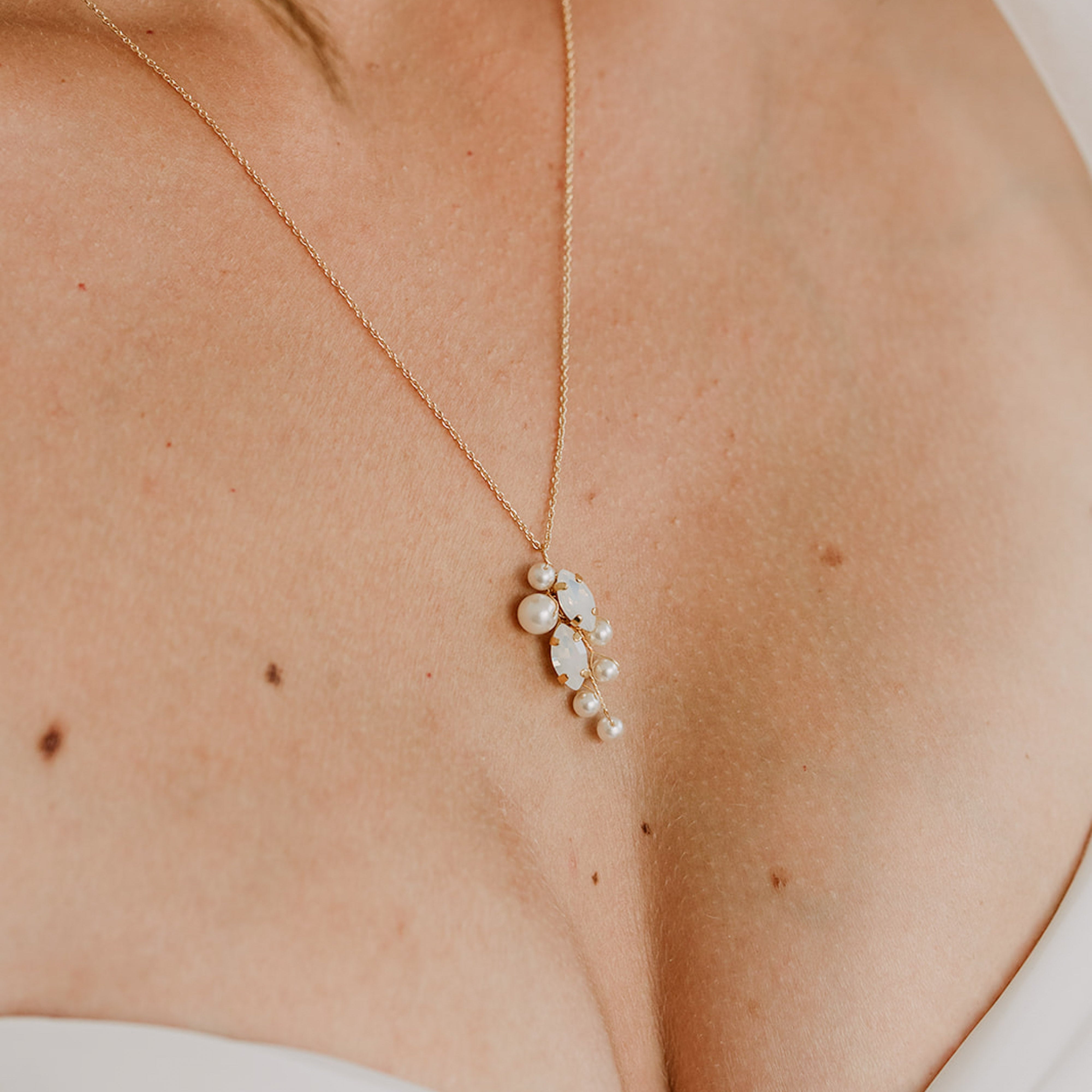 Anastasia | Halskette Hochzeit mit Perlen und Kristallen