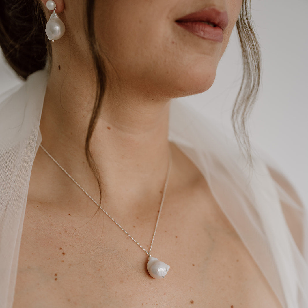 Aurelia | limitierte Halskette Hochzeit mit echter Barockperle