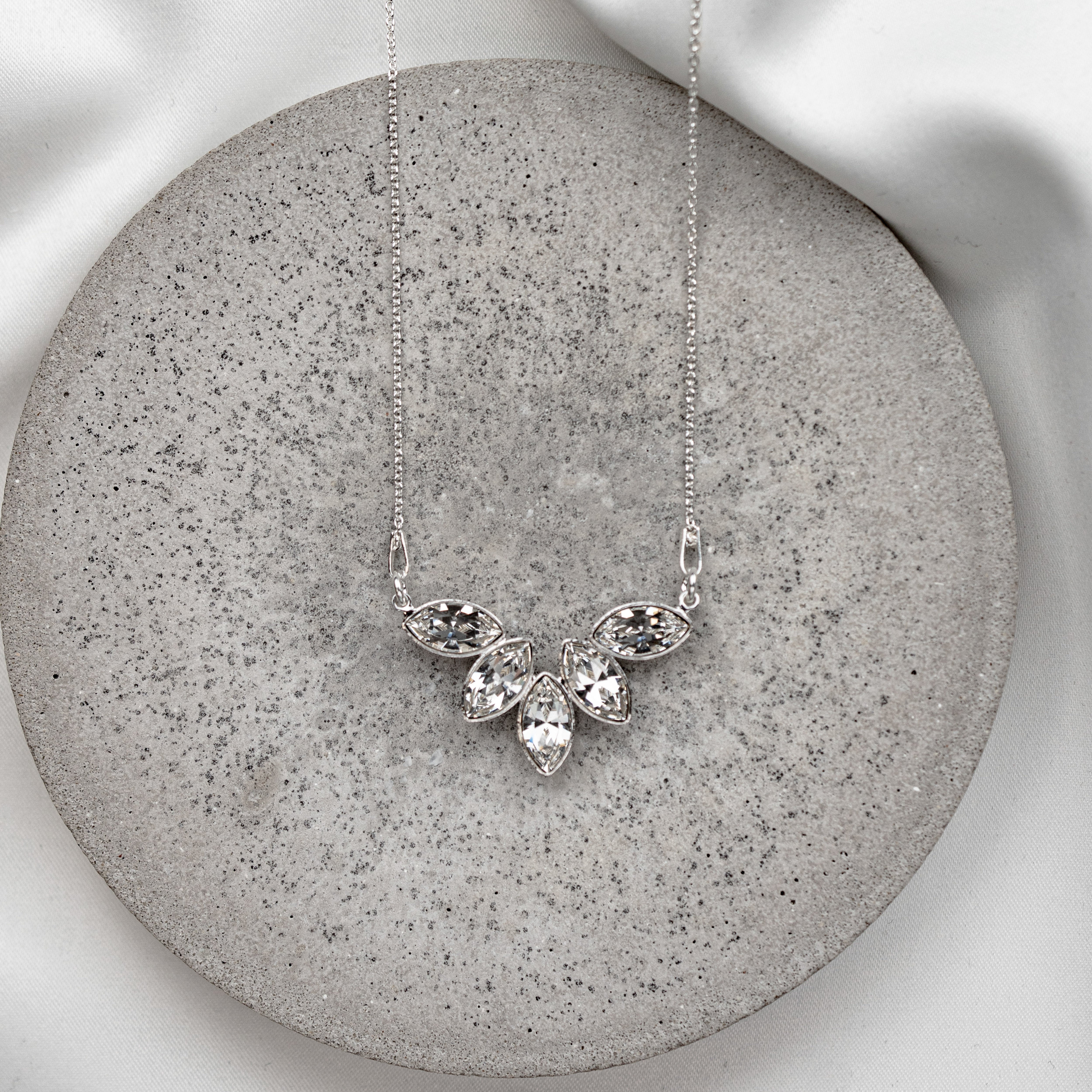 Katy | Braut Halskette mit Kristallen