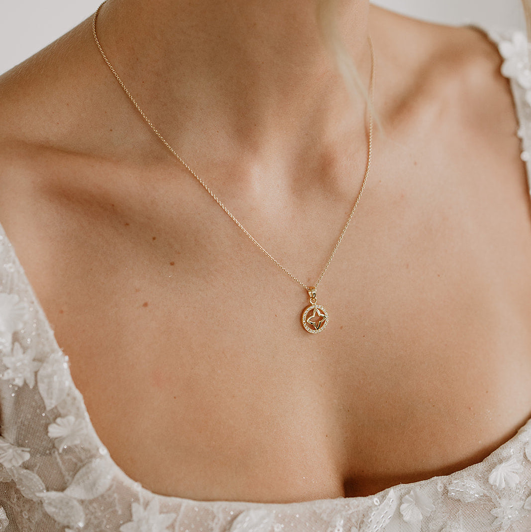 Olivia | Braut Halskette runder Anhänger