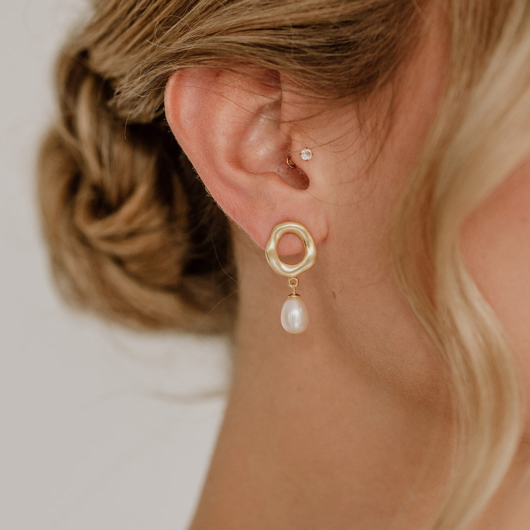 Allora | Braut Ohrringe mit echter Perle