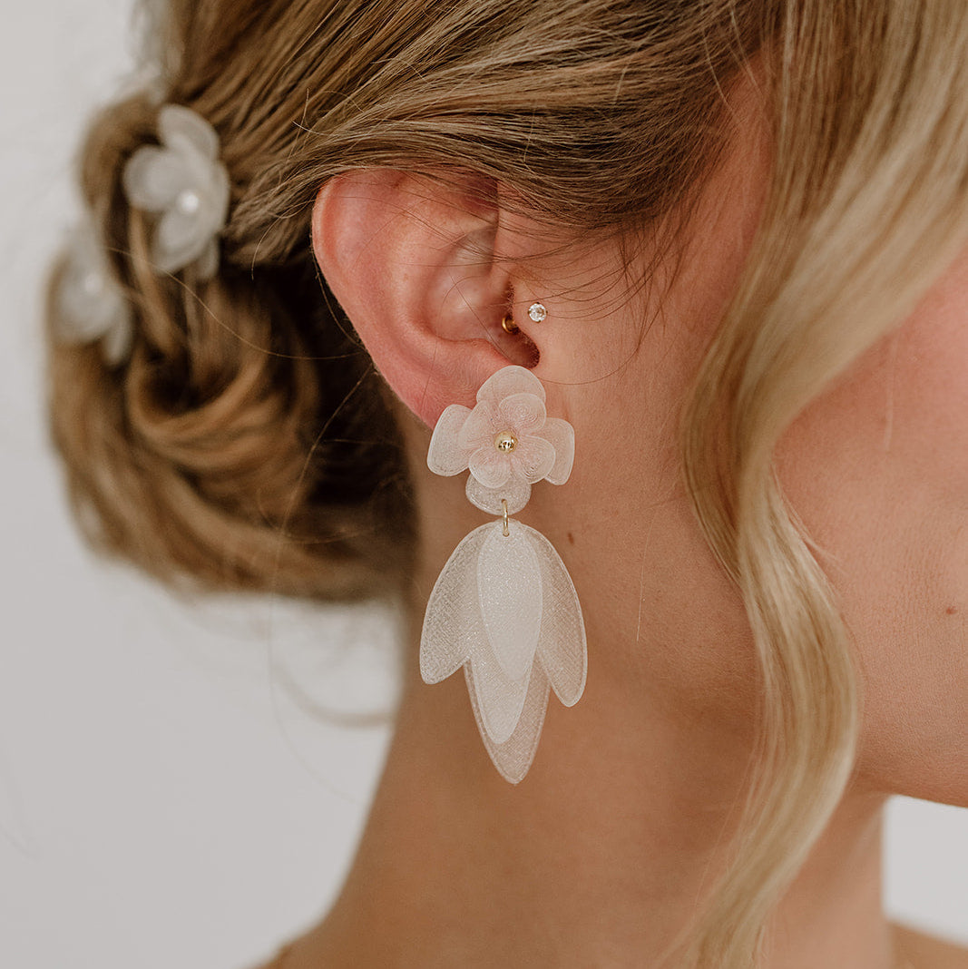 Chiara | Braut Ohrringe mit Blüten