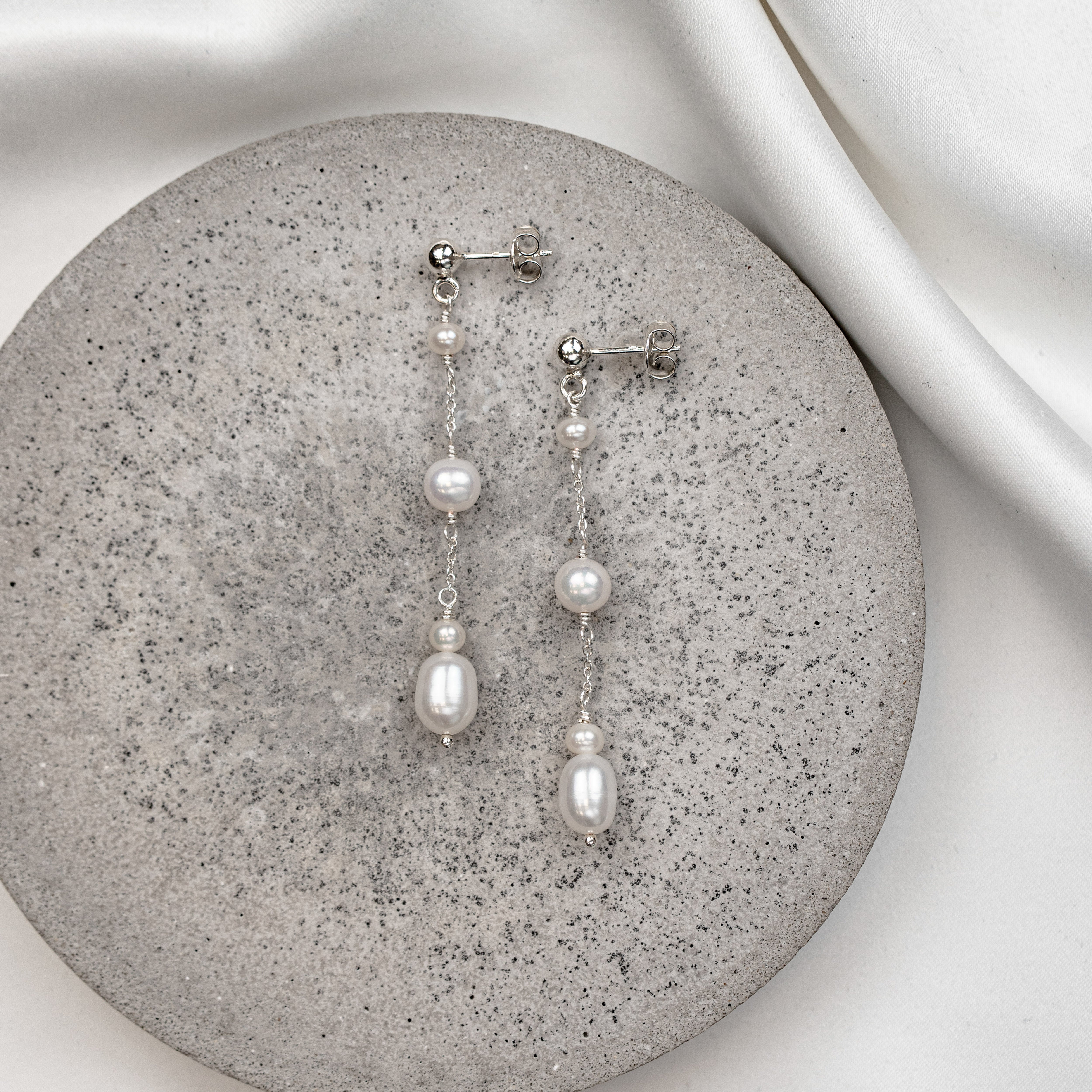 Joy | Braut Ohrringe mit echten Perlen