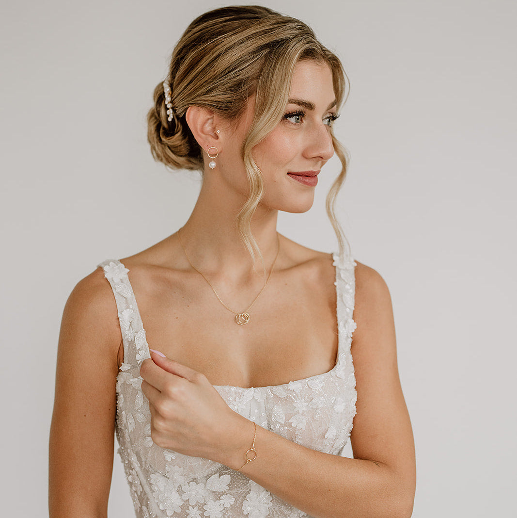 Toni | Brautohrringe mit echten Süßwasserperlen