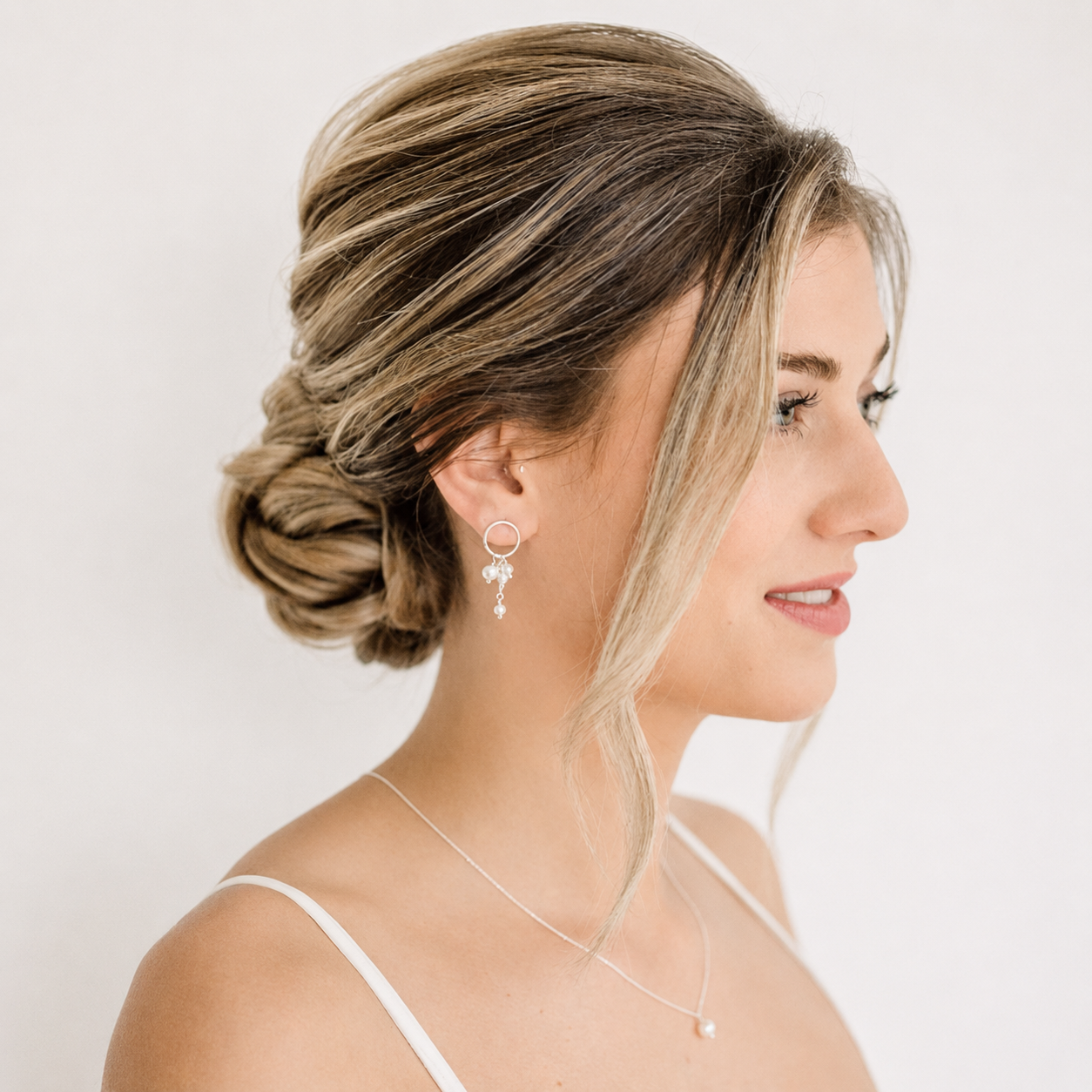 Tonia | Brautohrringe mit Perlen