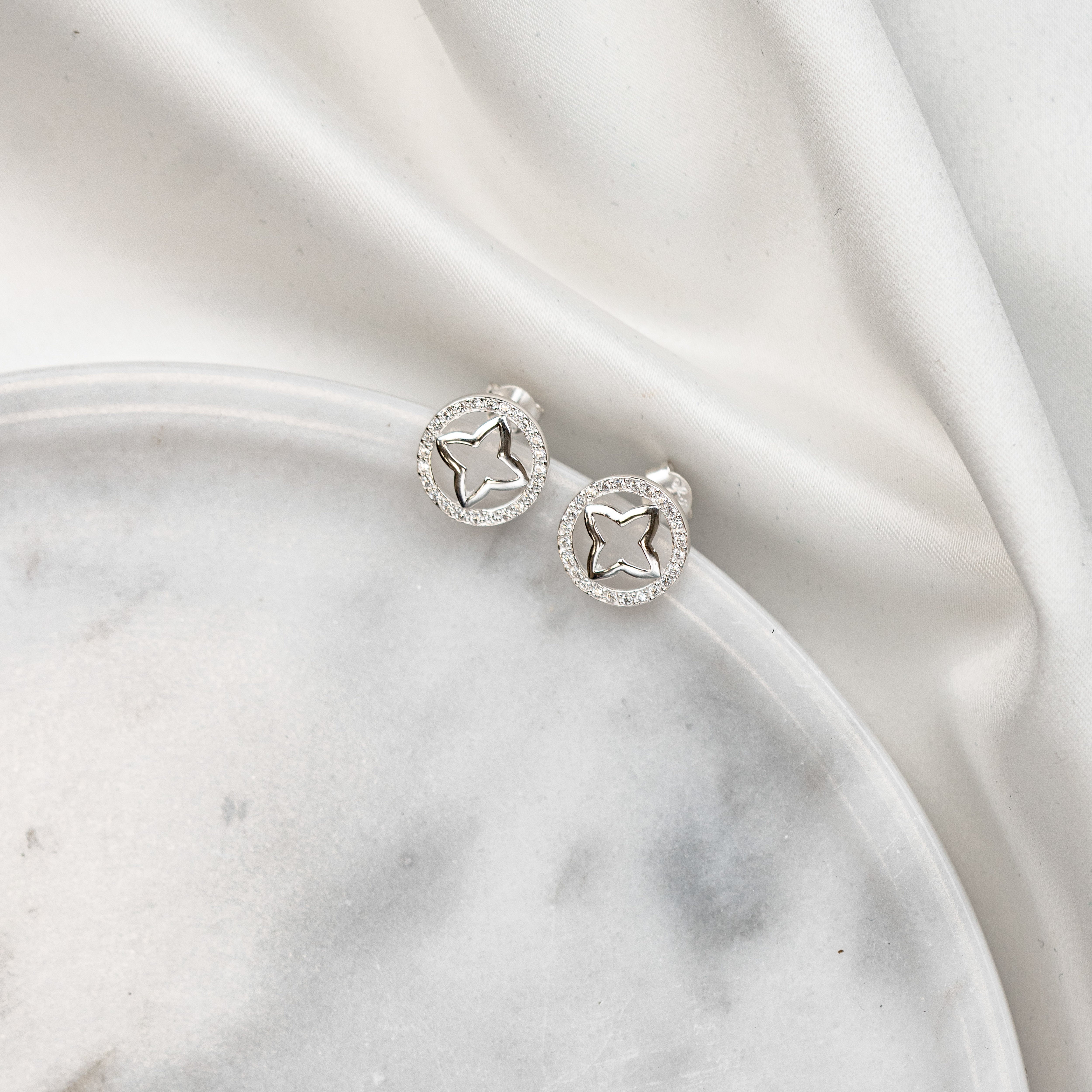 Olivia | runde Braut Ohrringe mit Kristallen