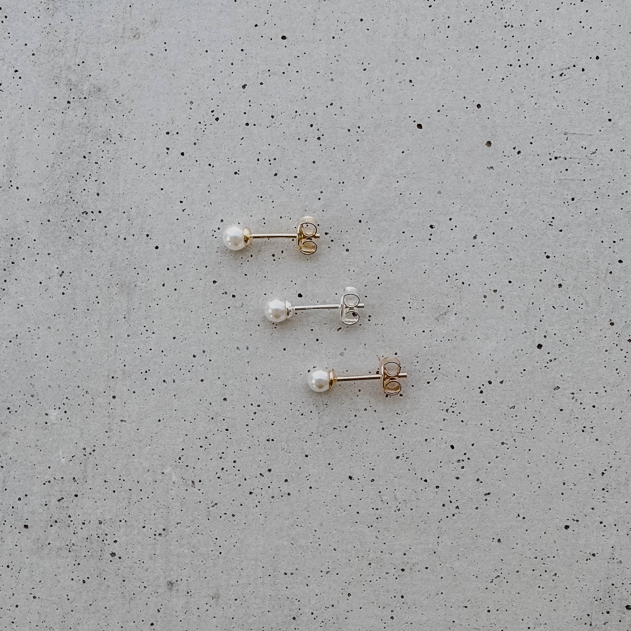 Perla 4mm | schlichte Perlenstecker Hochzeit