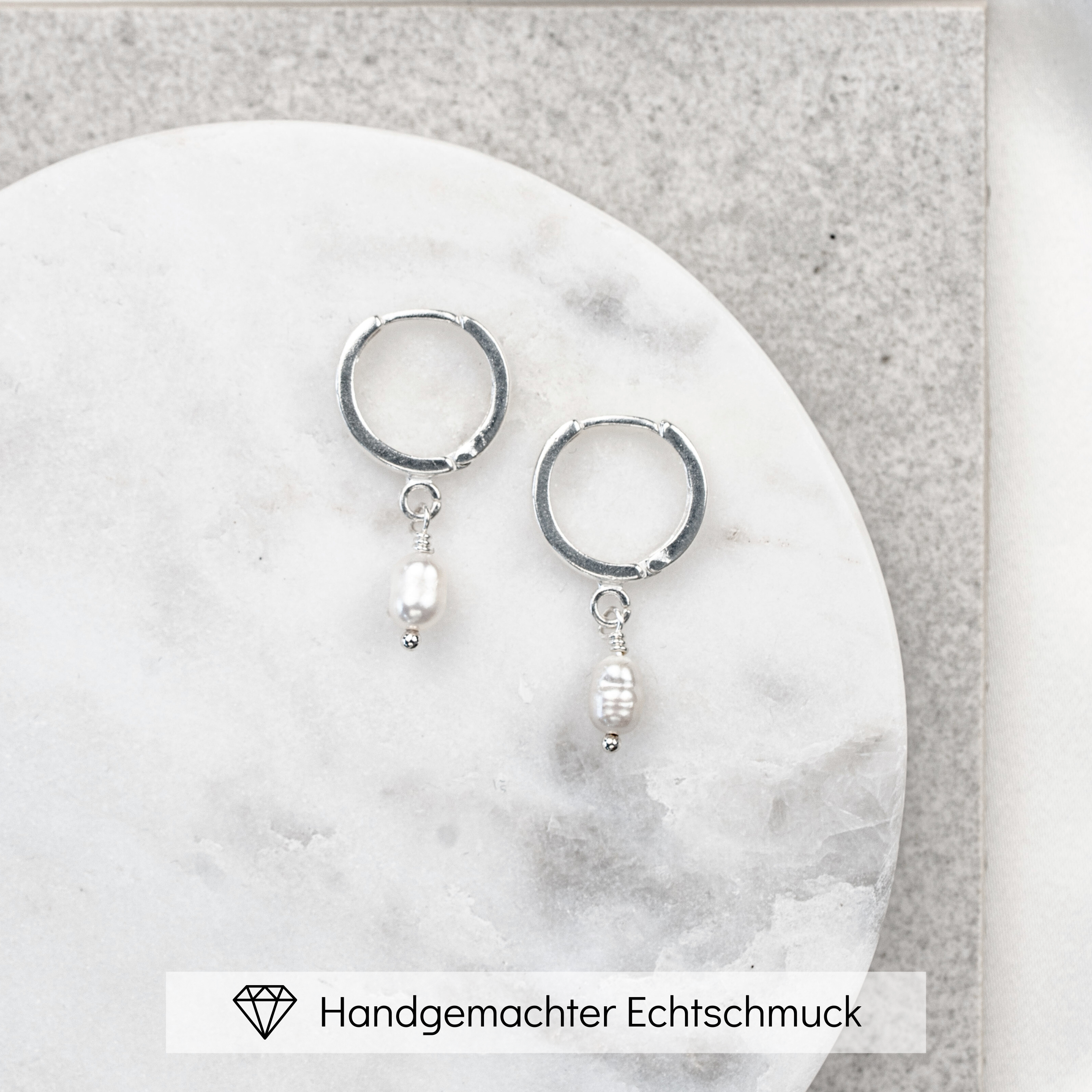 Amelie | Ohrringe Hochzeit, Creolen mit kleiner Perle