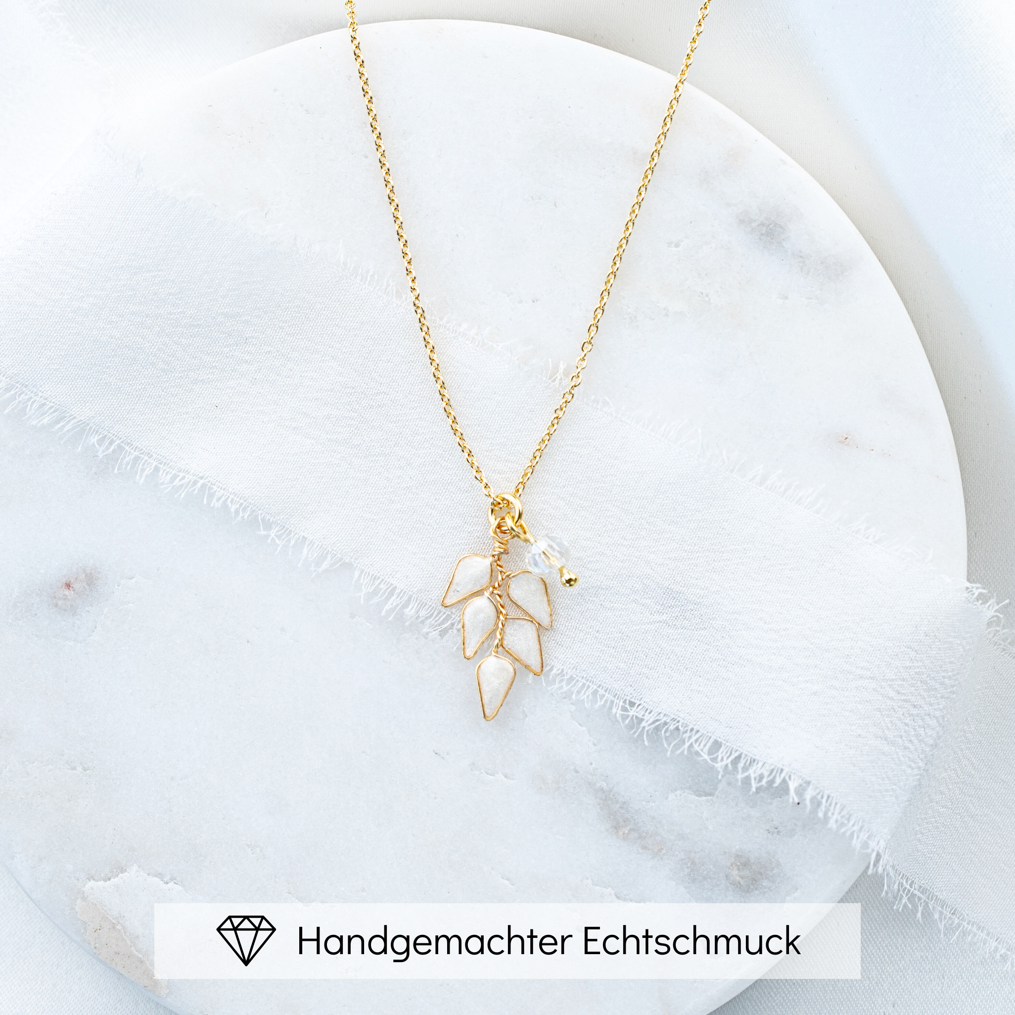Lana | Halskette Braut mit Blatt ivory