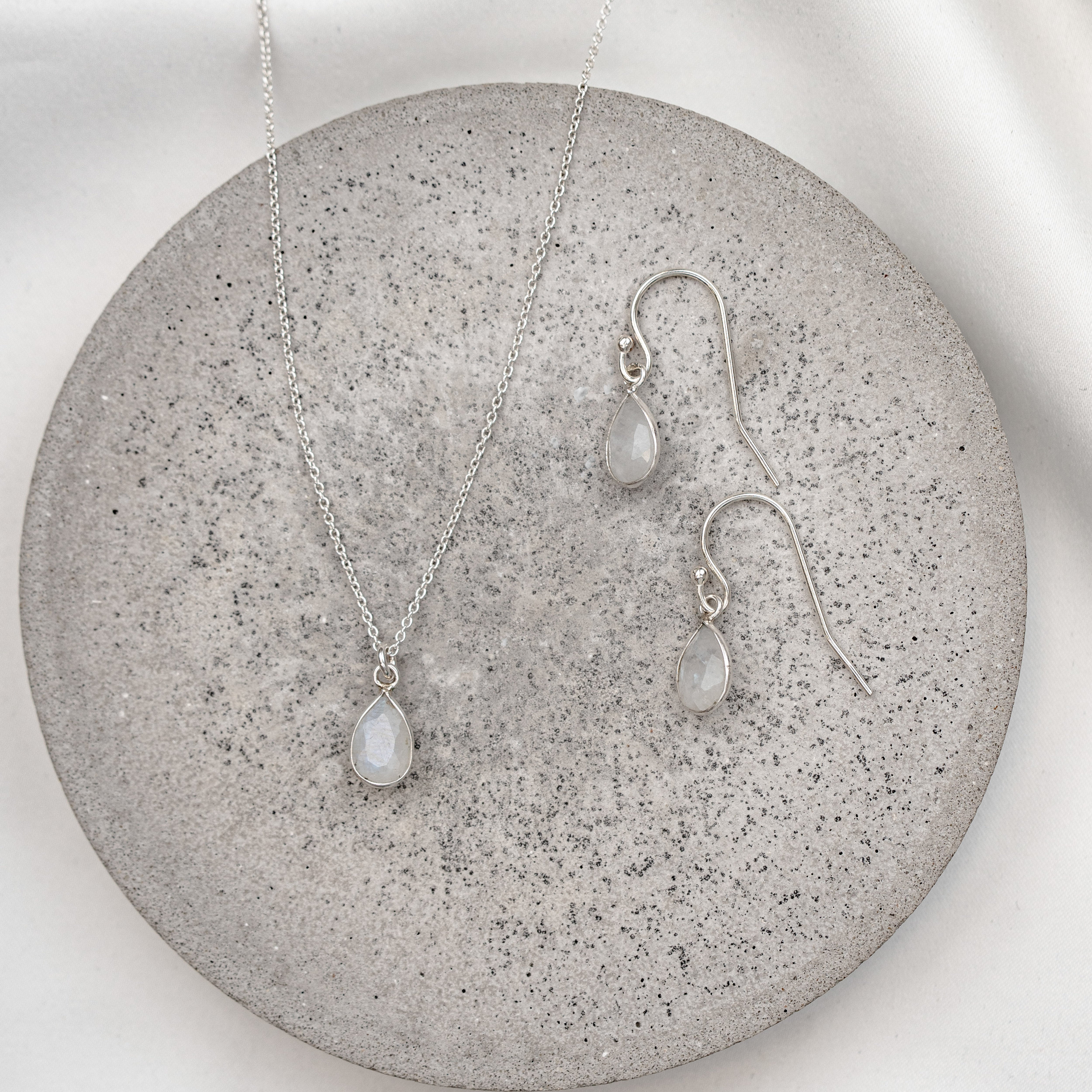 Juna | Brautschmuck Set mit Mondstein